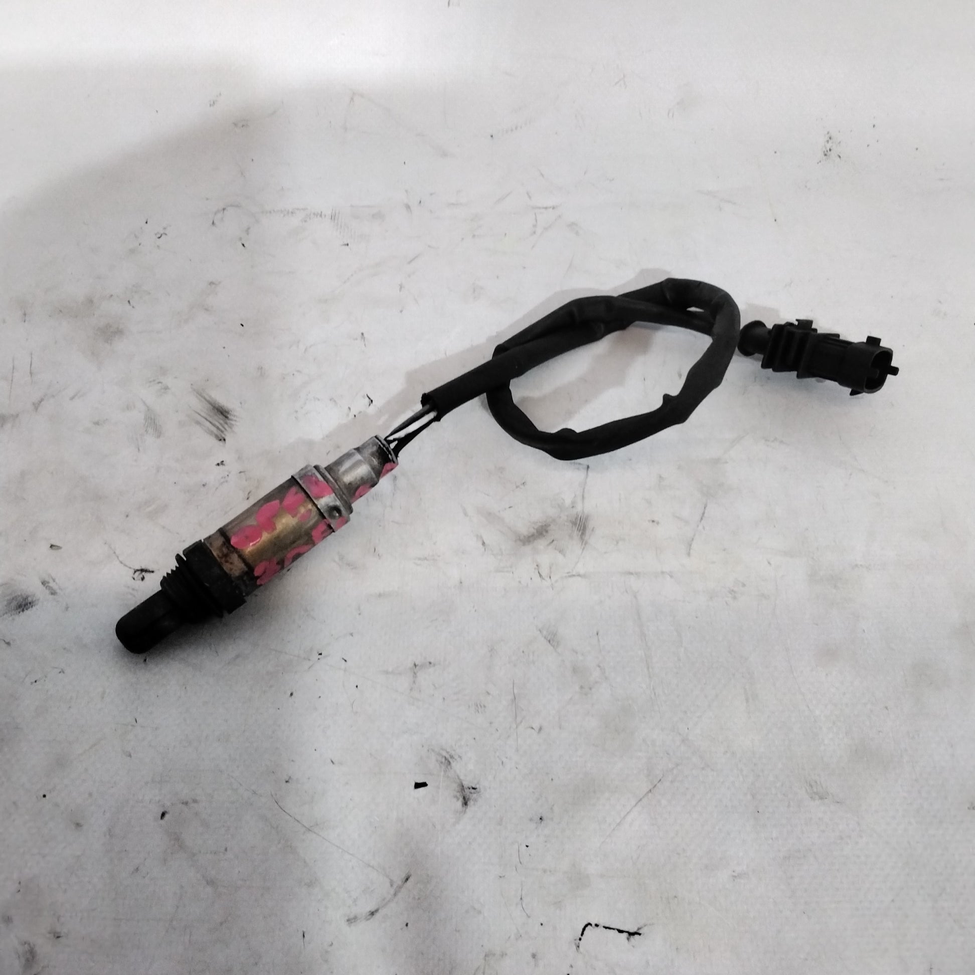 Lambda sensor Opel Zafira 1.6 petrol year 2005 code:0258005256