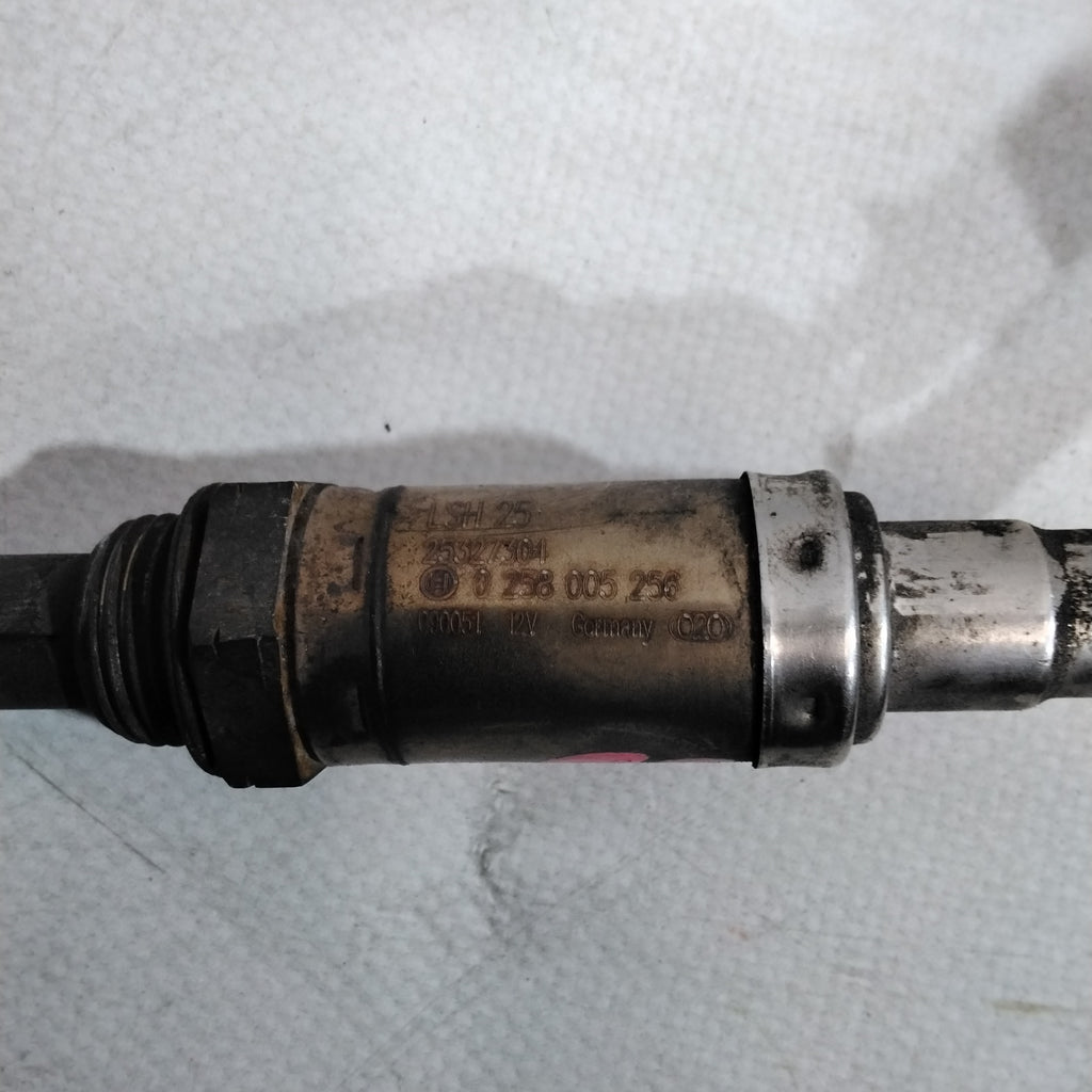 Lambda sensor Opel Zafira 1.6 petrol year 2005 code:0258005256