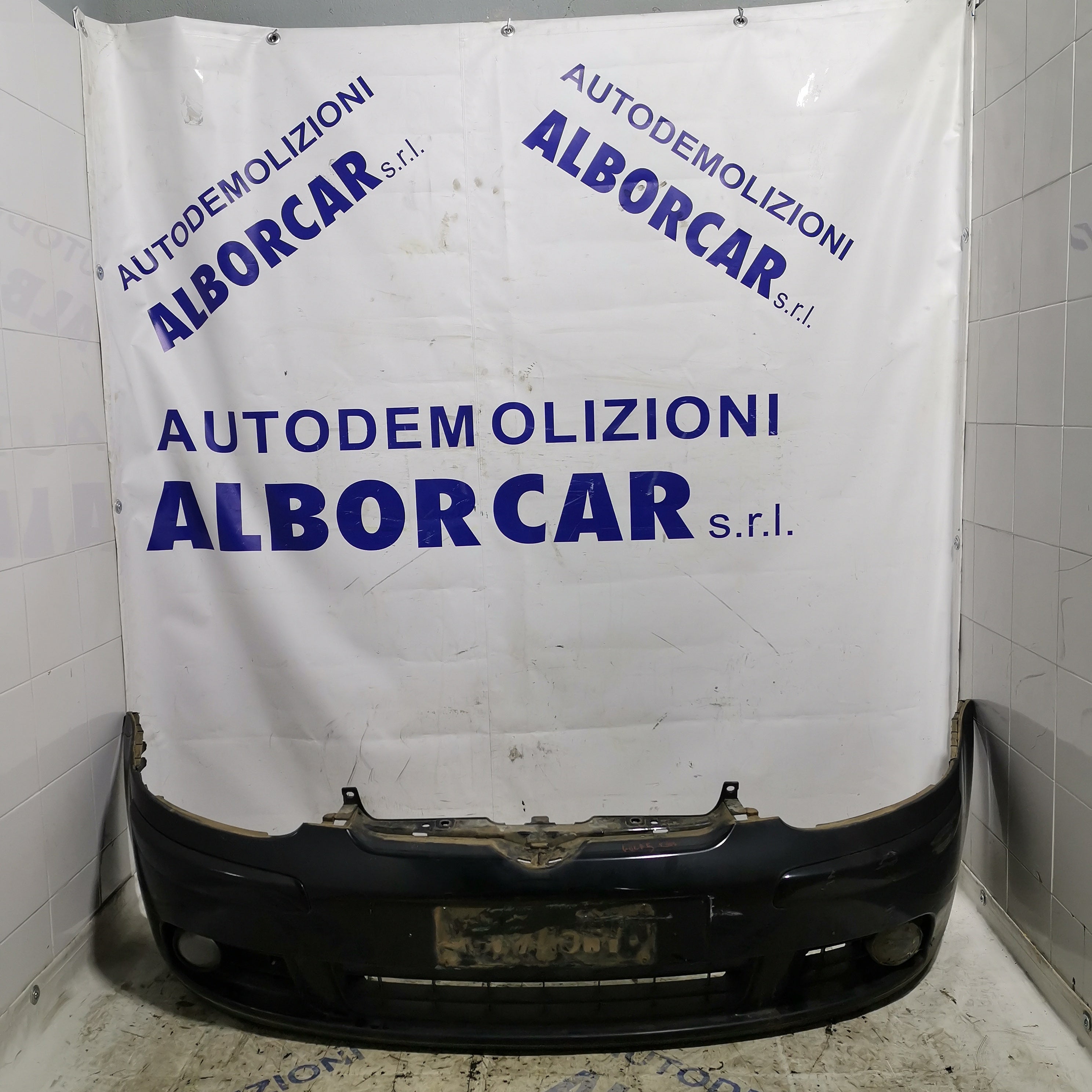 paraurti anteriore volkswagen golf 5 anno 2004
