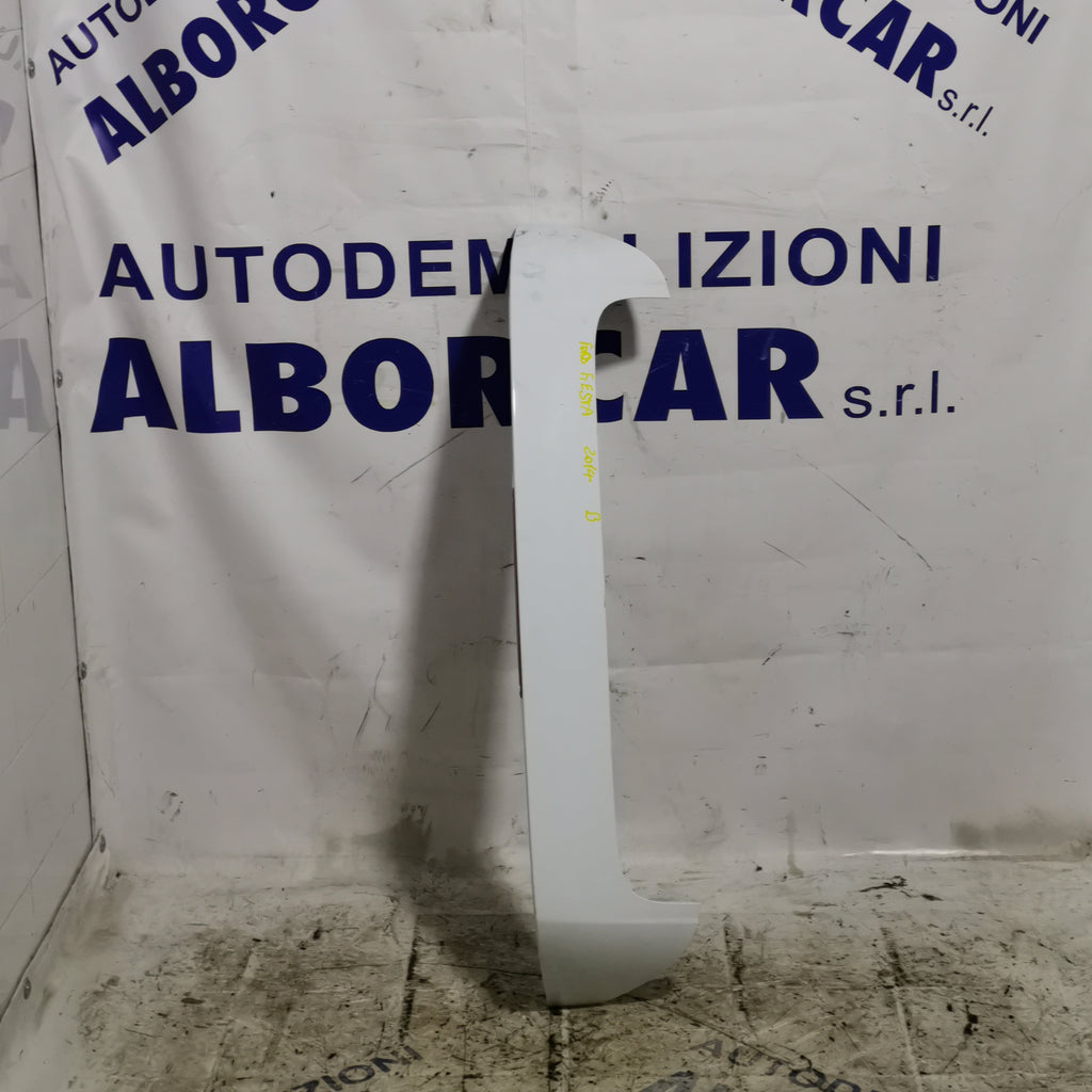 spoiler portellone posteriore ford fiesta 1.4 benzina anno 2014