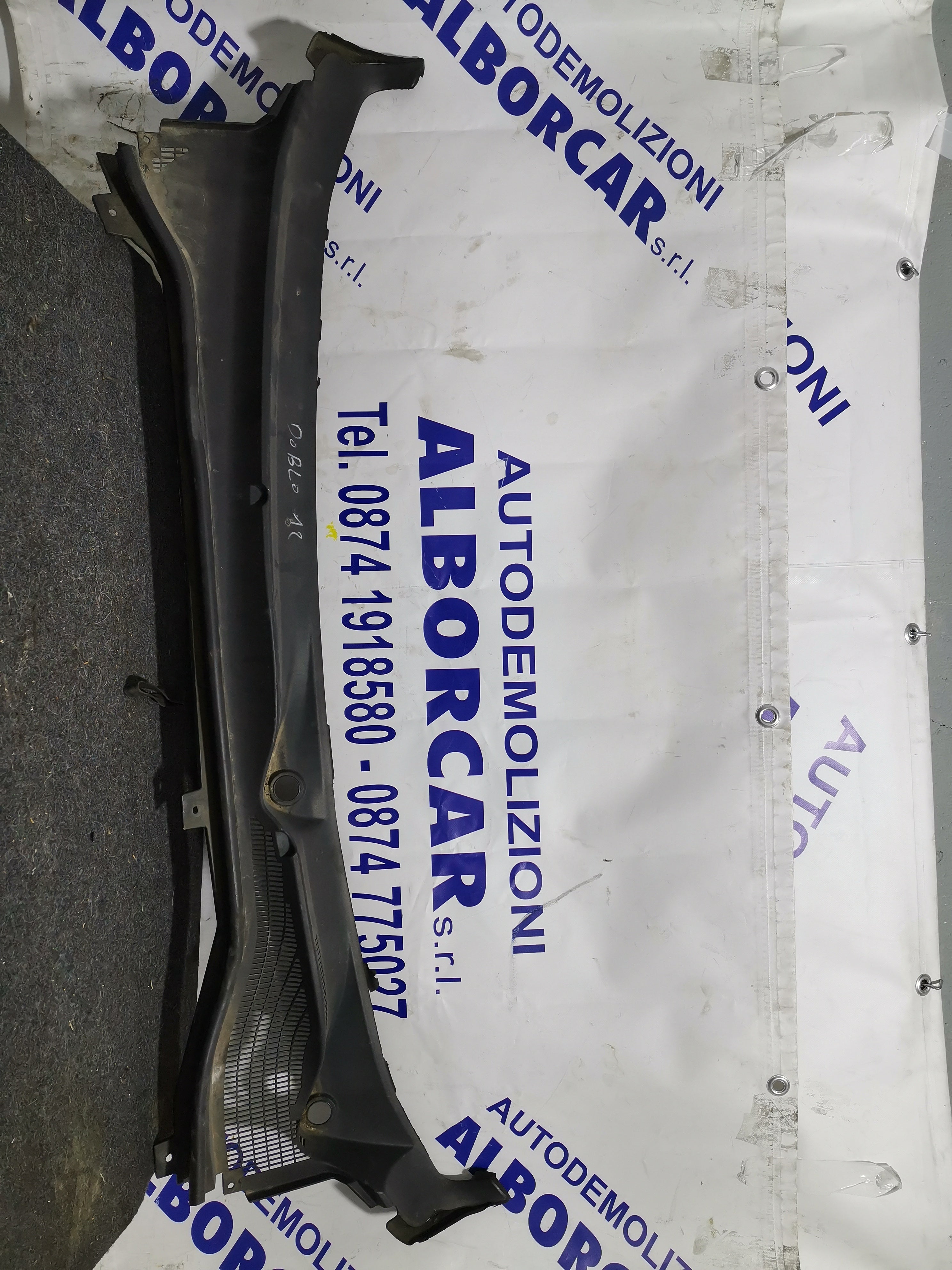 griglia sottoparabrezza fiat doblo 1.6 D anno 2010