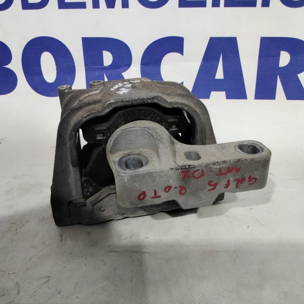 Supporto motore volkswagen golf 5 2.0 tdi anno 2008 codice :  1K0199262