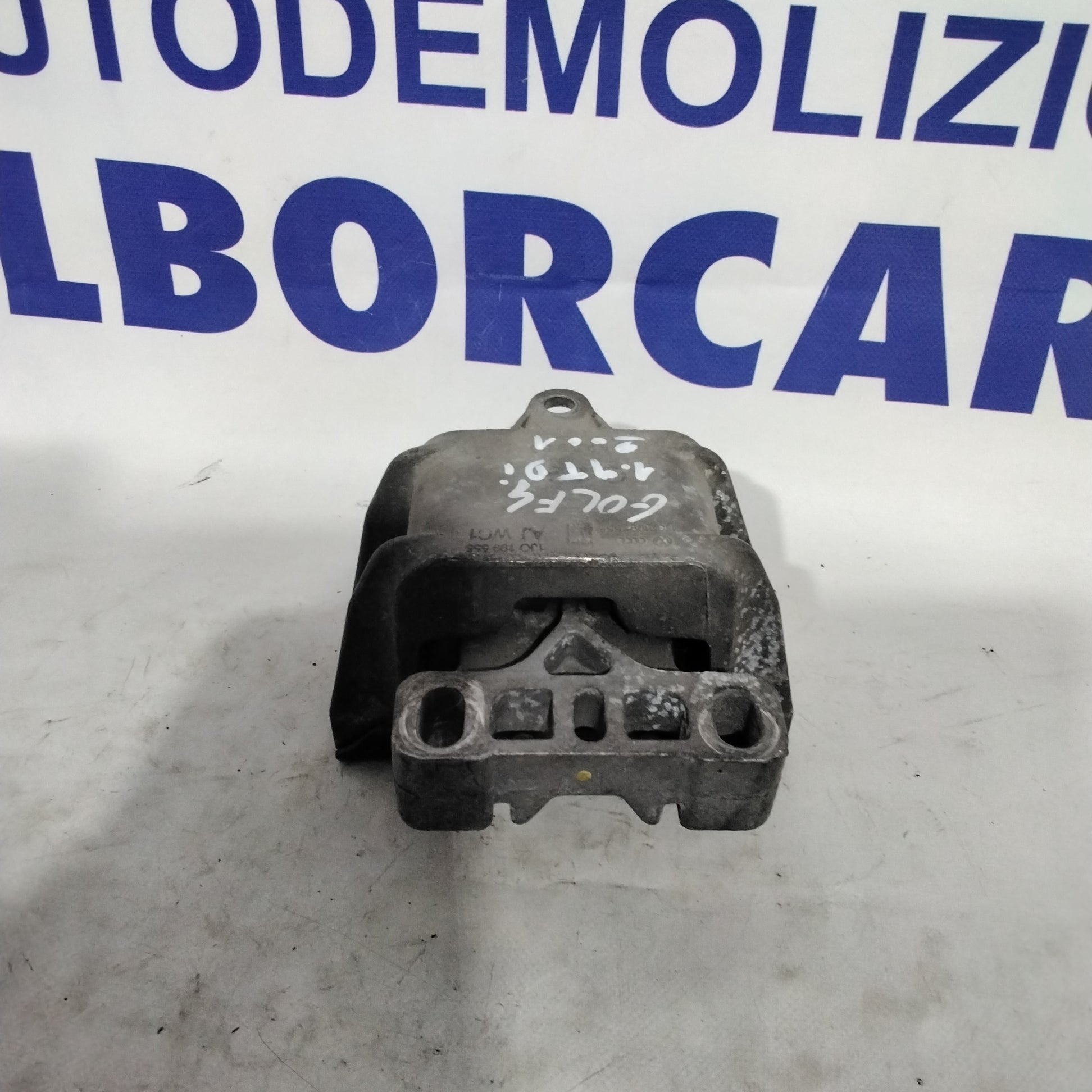 Supporto motore destro volkswagen golf 4 1.9 tdi anno 2001 codice:1J0199555