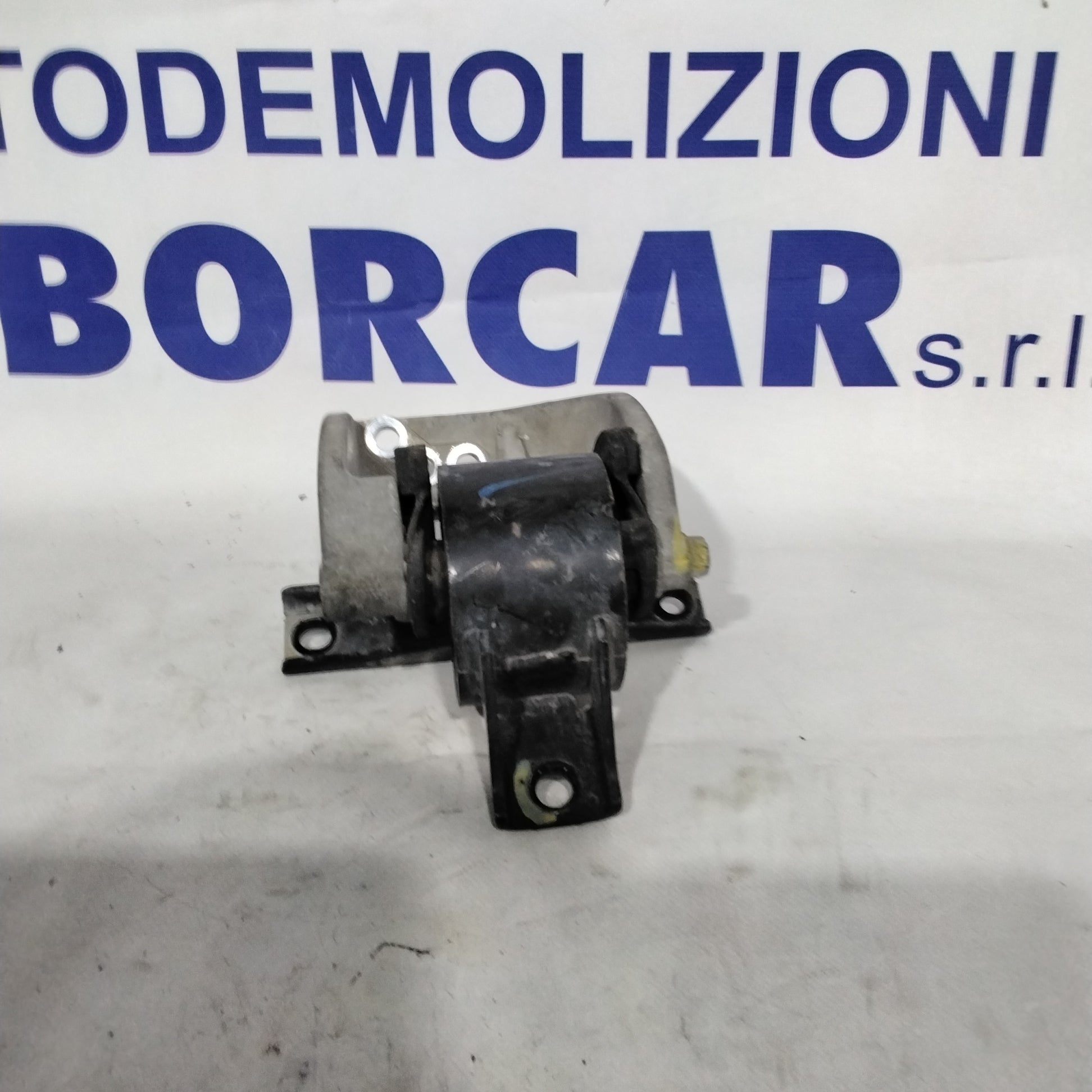 Soporte motor Fiat Sedici año 2008