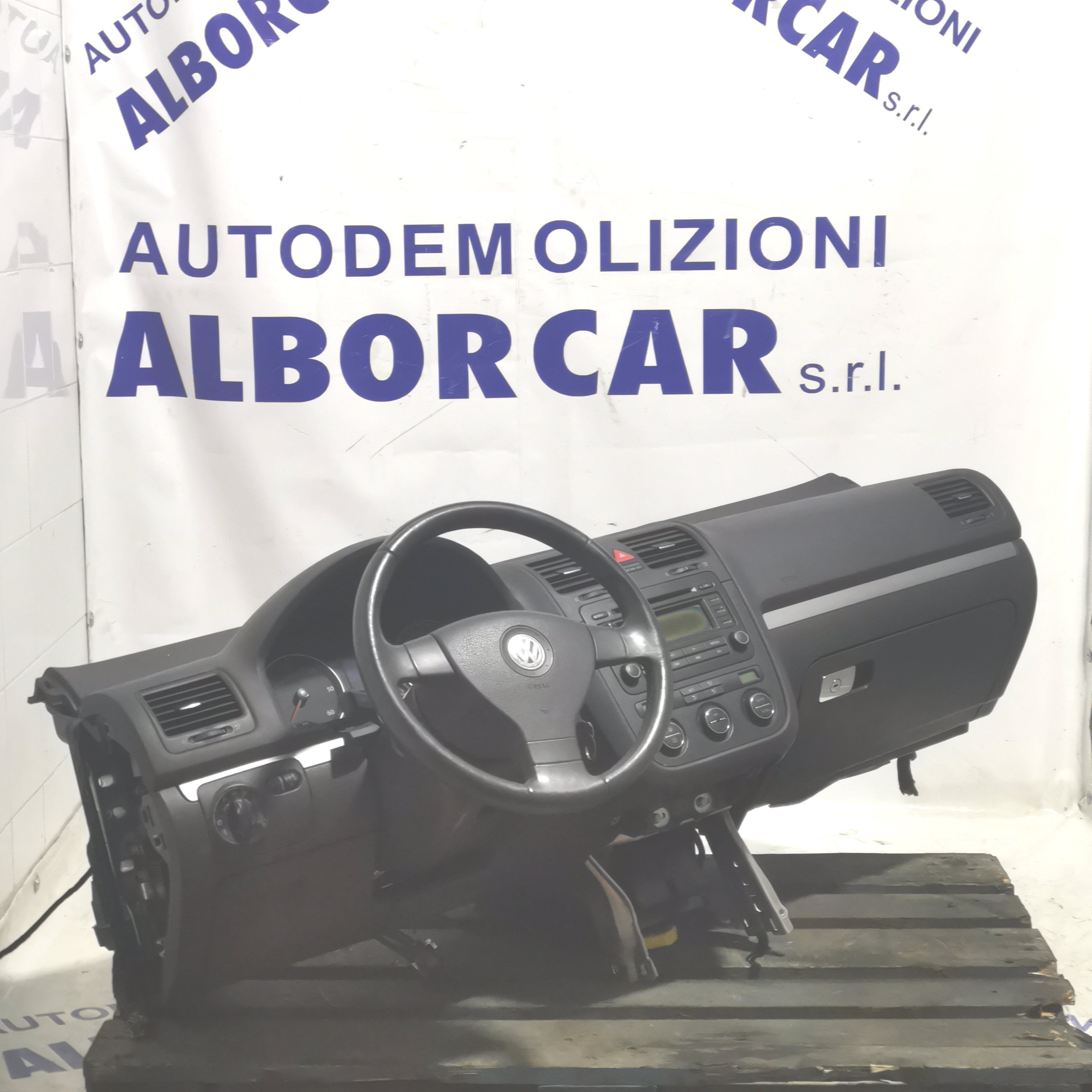 Cruscotto completo volkswagen golf 5 anno 2004