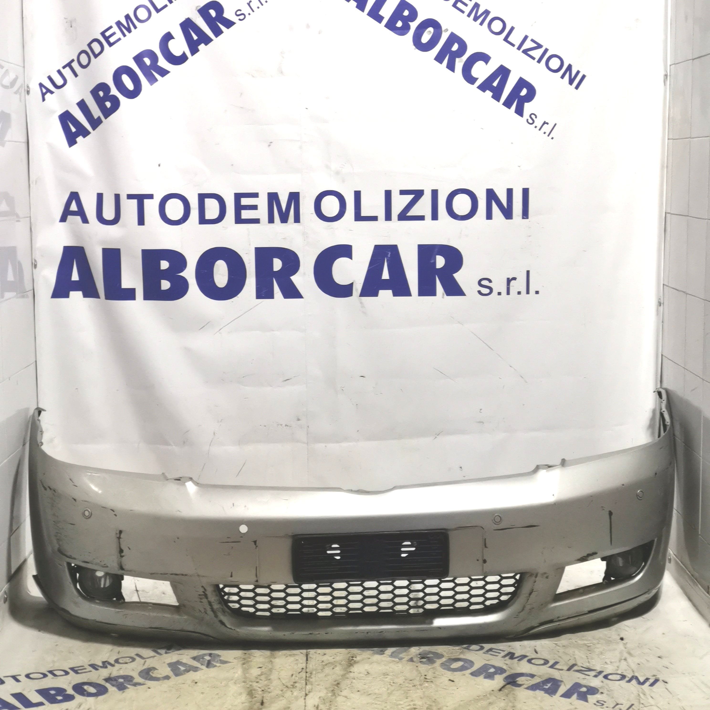 paraurti anteriore toyota corolla anno 2006
