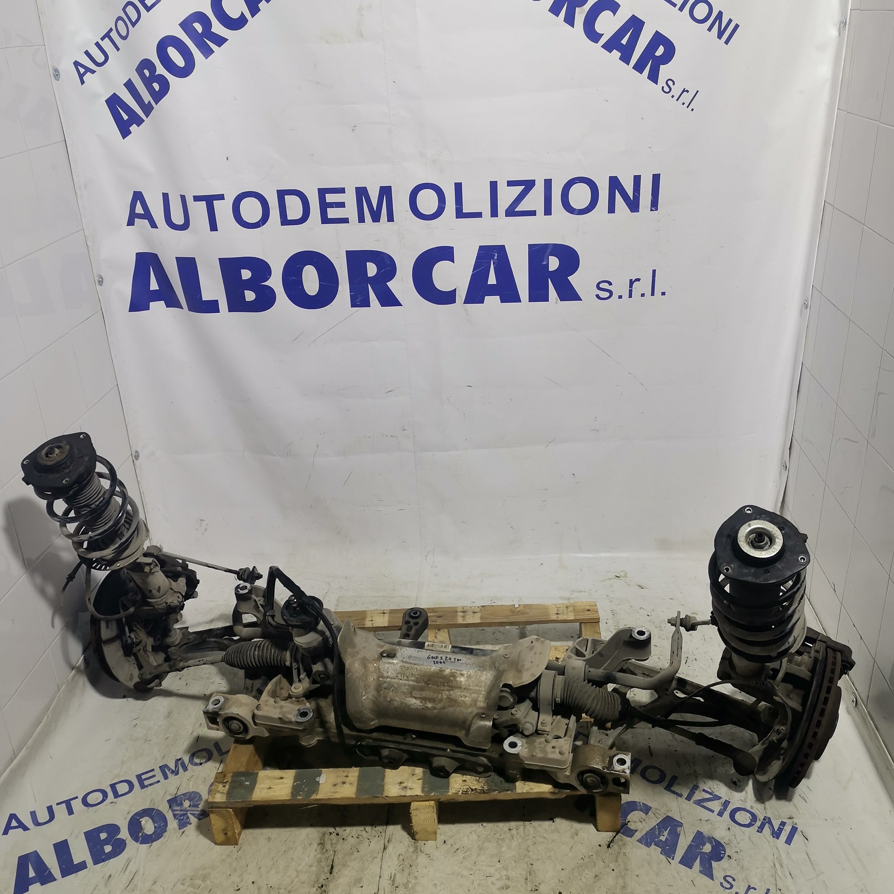 Puente eje delantero Volkswagen Golf 5 año 2004 2.0 TDI