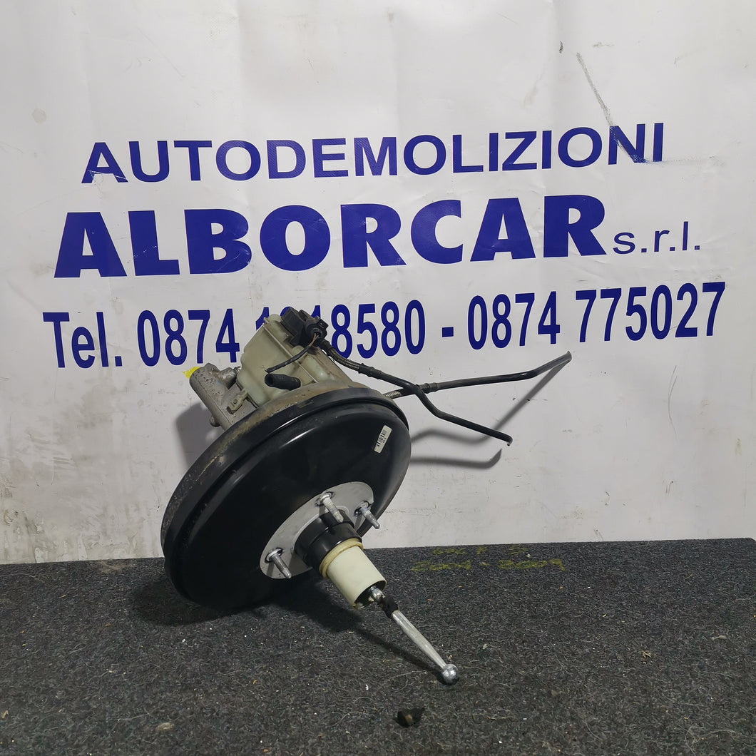 servo freno volkswagen golf 5 2.0 TDI 16v anno 2004 codice 0204051068