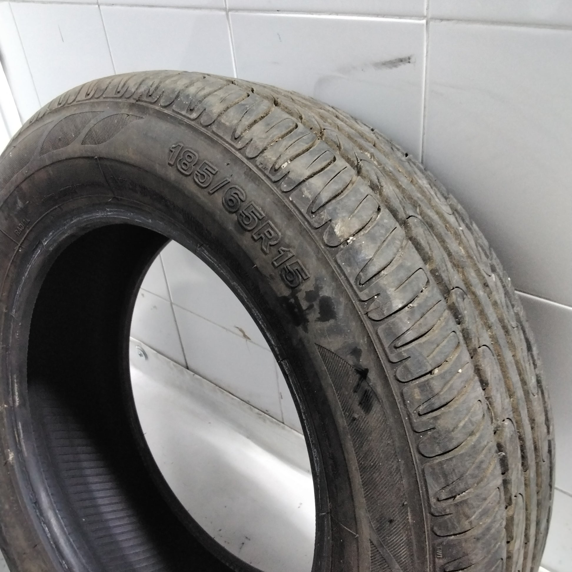 4 gomme estive 185/65/15 anno 2014