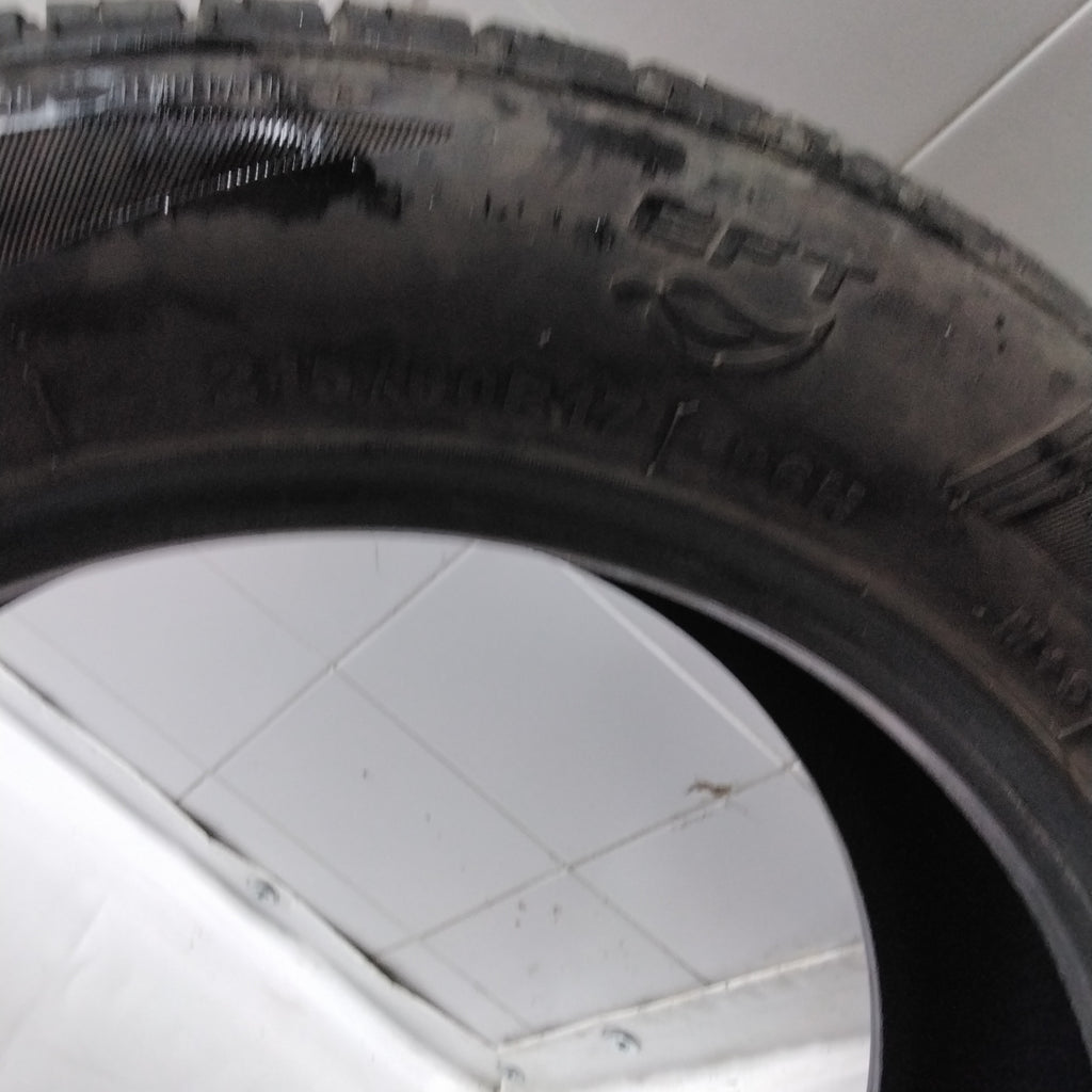 2 gomme estive 215/60/17