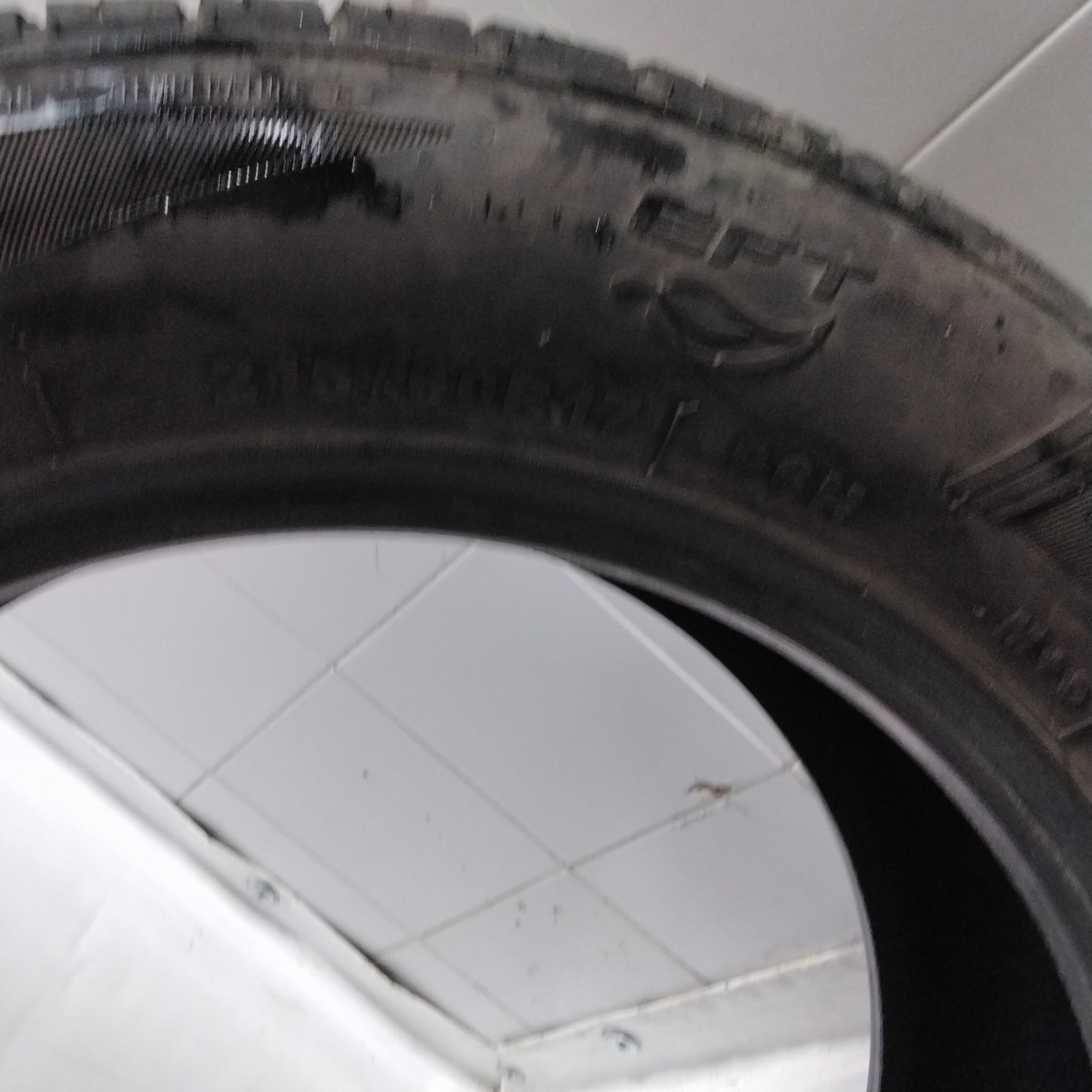 2 gomme estive 215/60/17