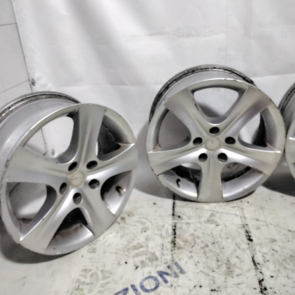 4 cerchi in lega 5 fori  ford 16 pollici
