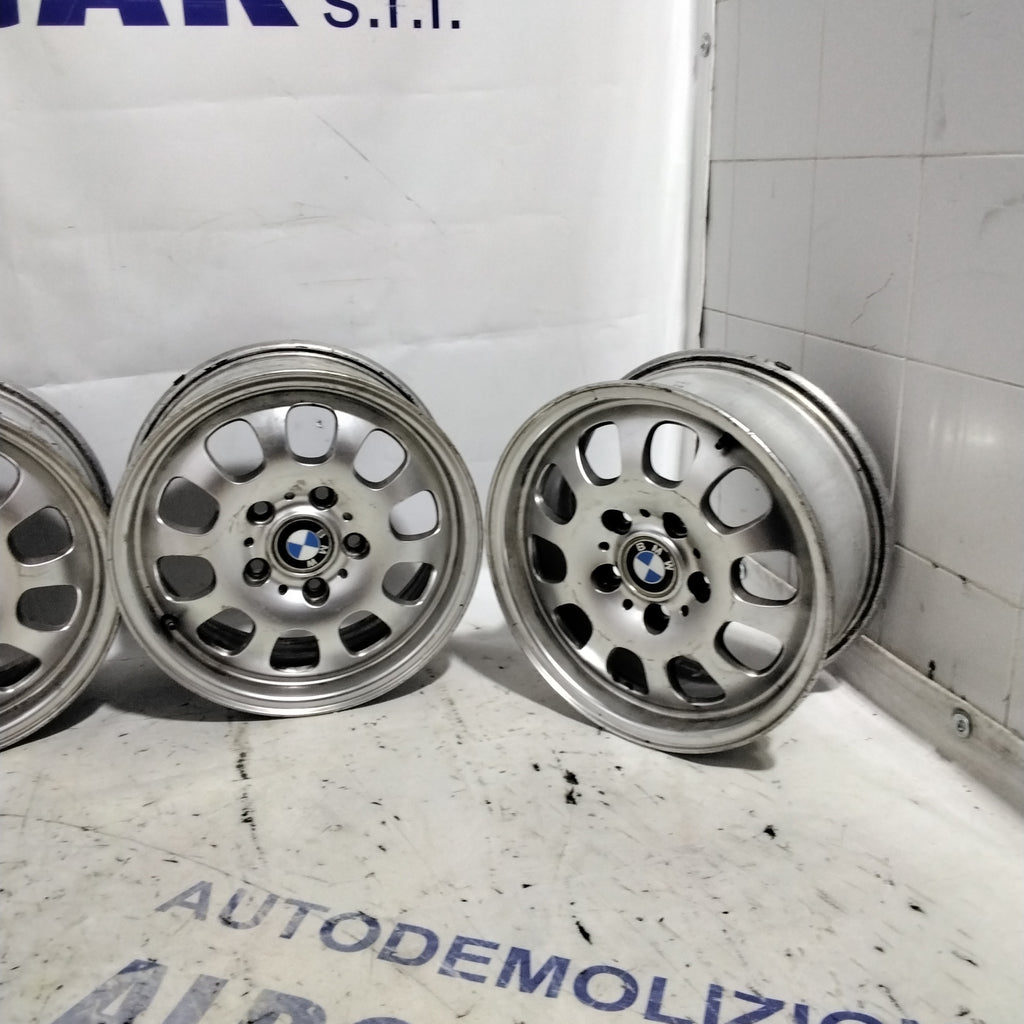 4 cerchi in lega 5 fori bmw 15 pollici