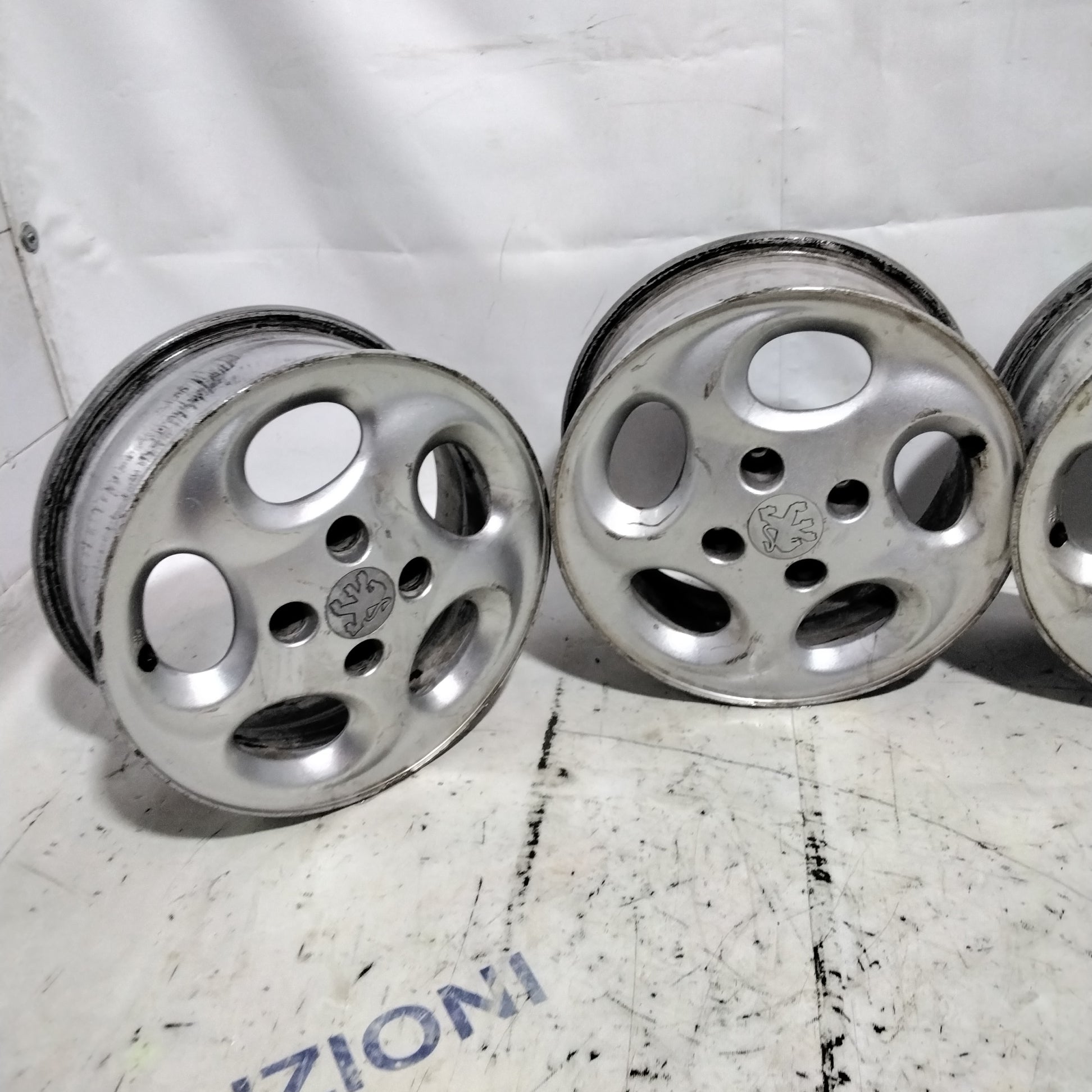 4 cerchi in lega 4 fori peugeot 14 pollici