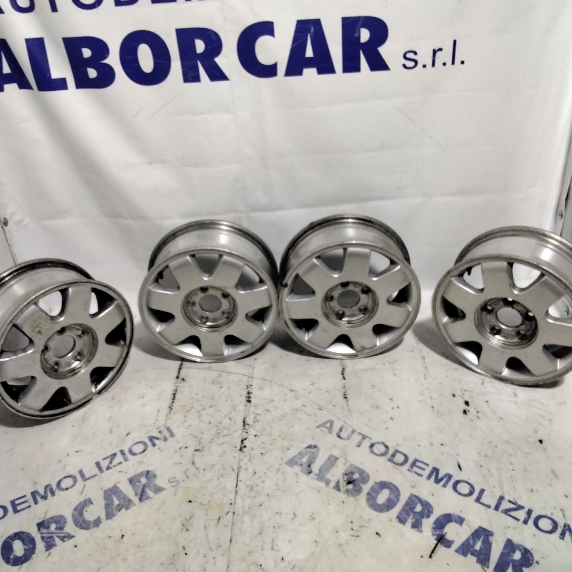 4 cerchi in lega 5 fori kia 15 pollici