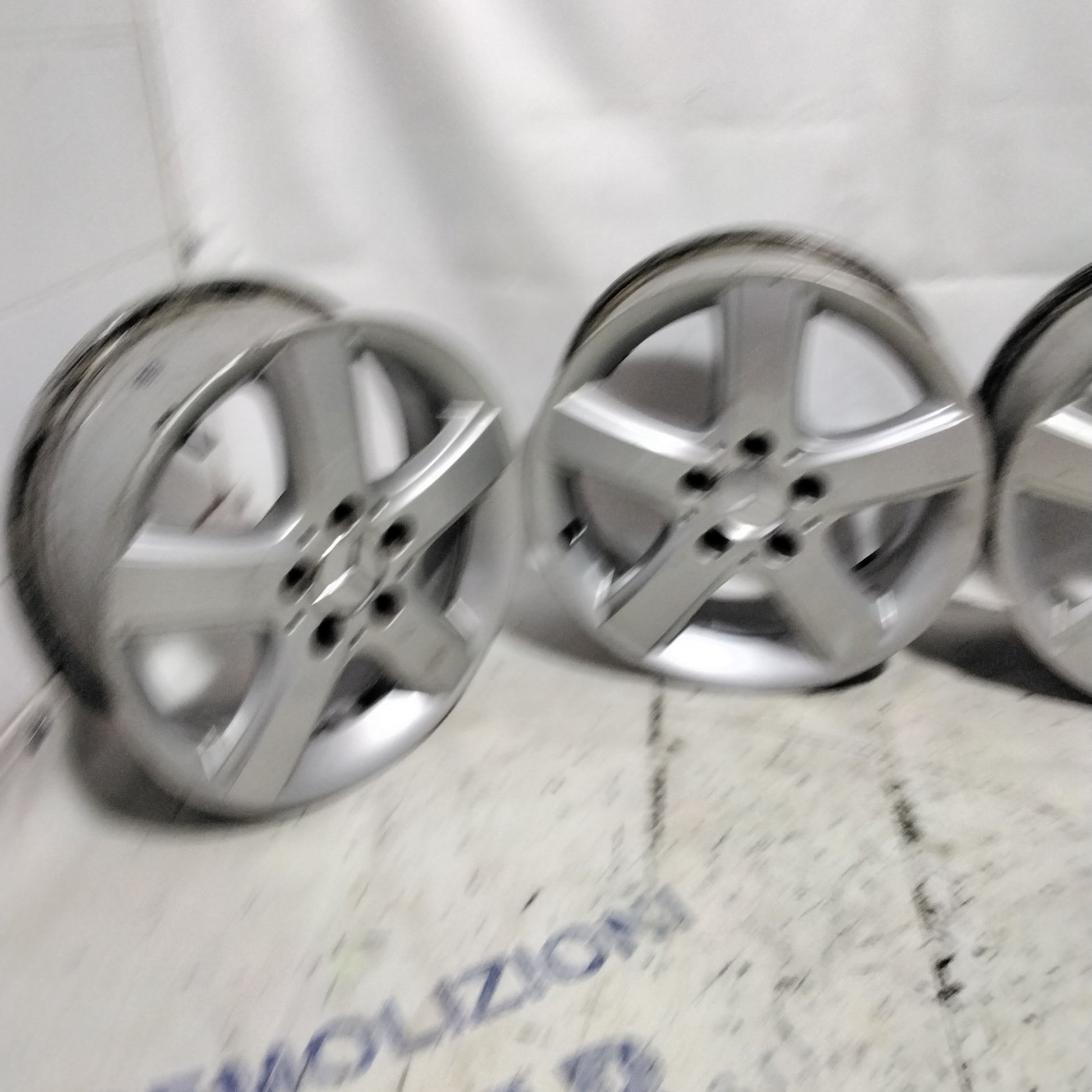 4 cerchi in lega 5 fori originale Mercedes 16 pollici