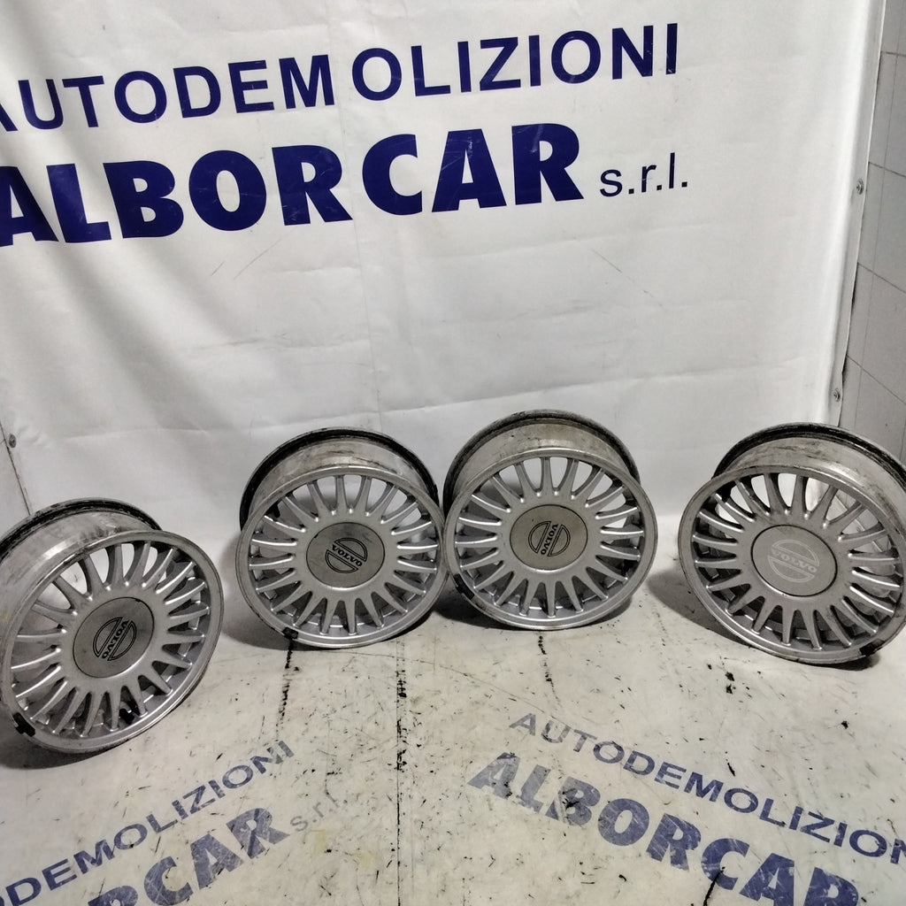 4 cerchi in lega 5 fori VOLVO 16 pollici