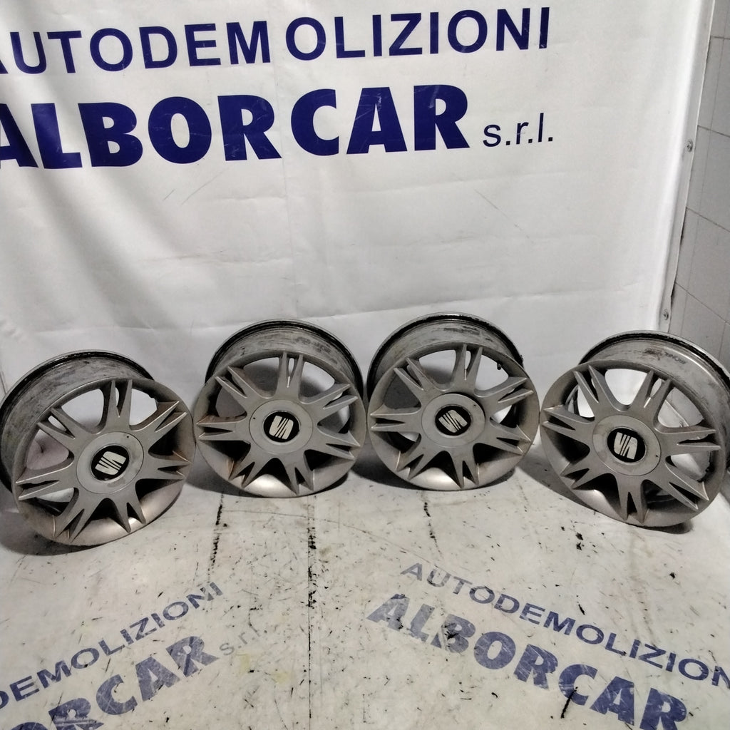 4 cerchi in lega 5 fori SEAT 15 pollici