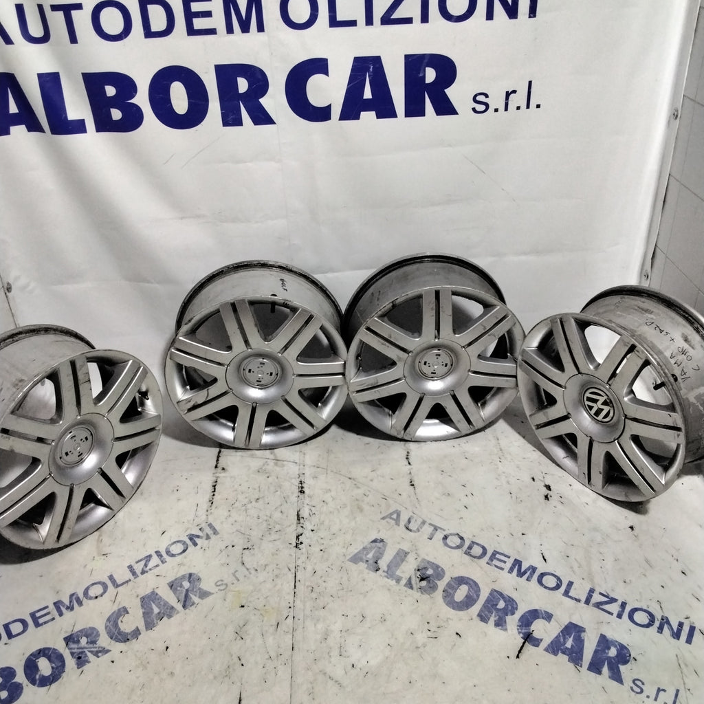 4 cerchi in lega 5 fori Volkswagen golf 16 pollici