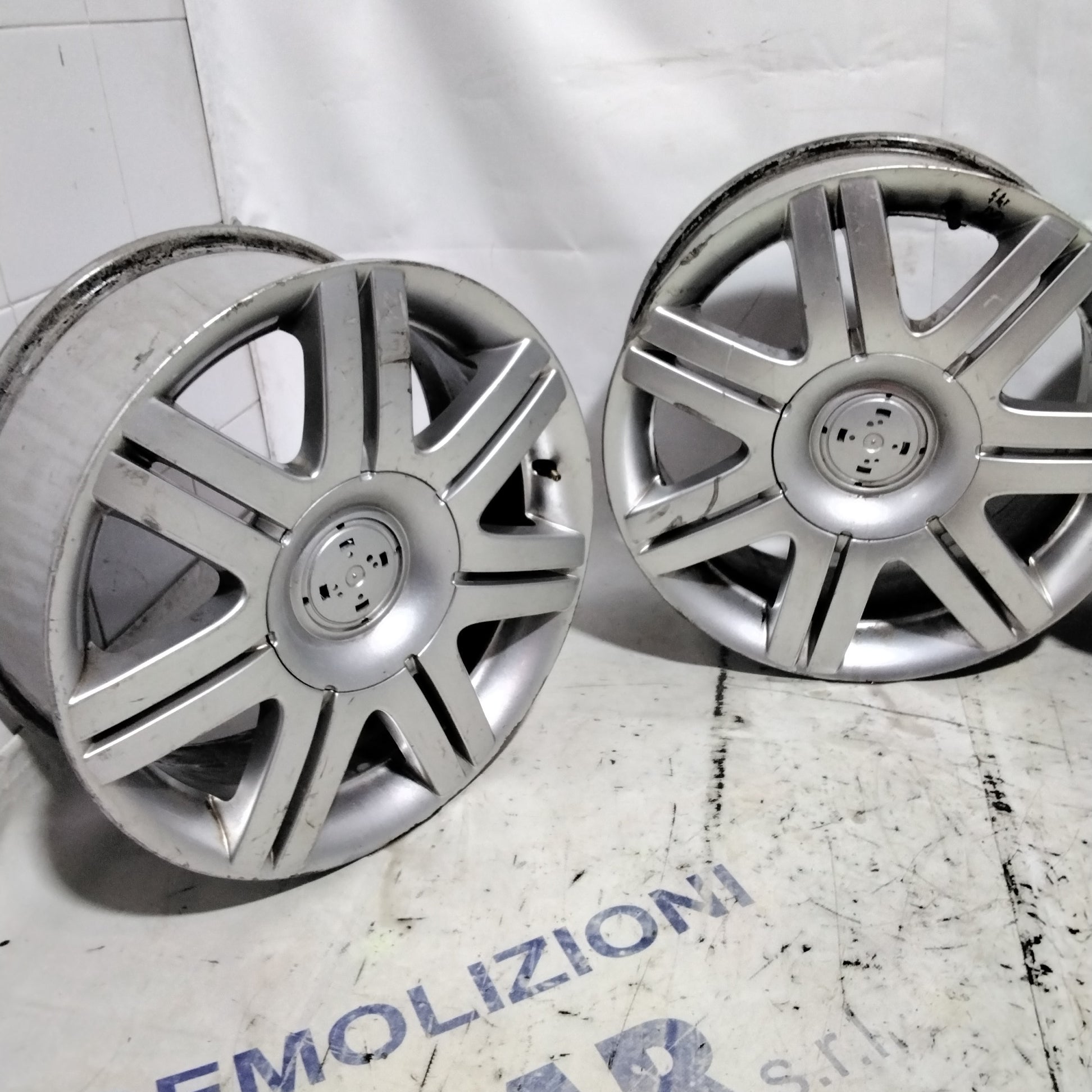 4 cerchi in lega 5 fori Volkswagen golf 16 pollici