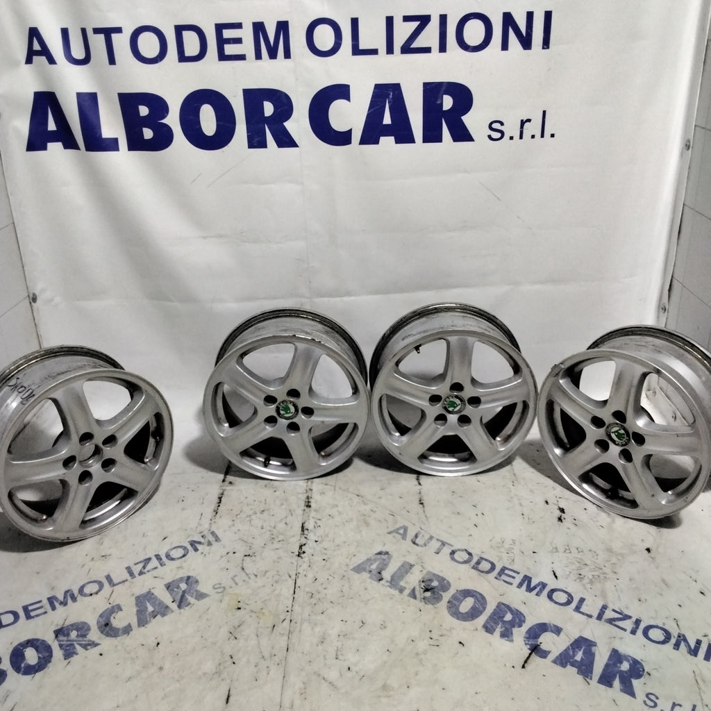 4 cerchi in lega 5 fori SKODA 15 pollici
