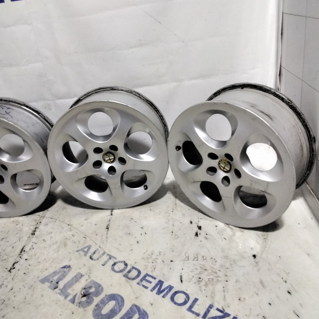 4 cerchi in lega 5 fori ALFA ROMEO 147 16 pollici anno 2006