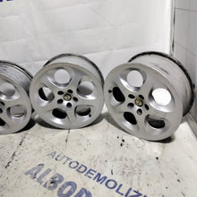 Carica l&#39;immagine nel visualizzatore di Gallery, 4 cerchi in lega 5 fori ALFA ROMEO 147 16 pollici anno 2006
