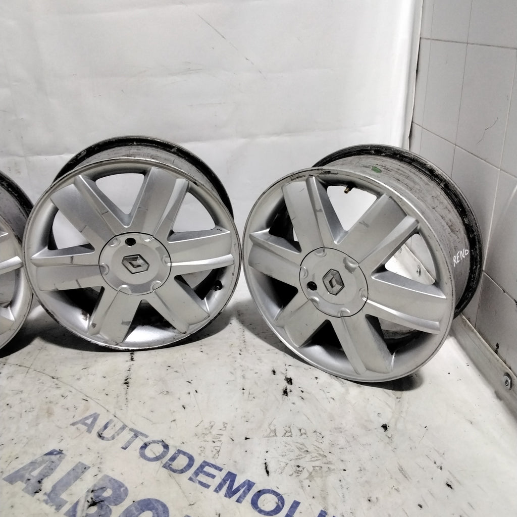 4 cerchi in lega 4 fori RENAULT 16 pollici