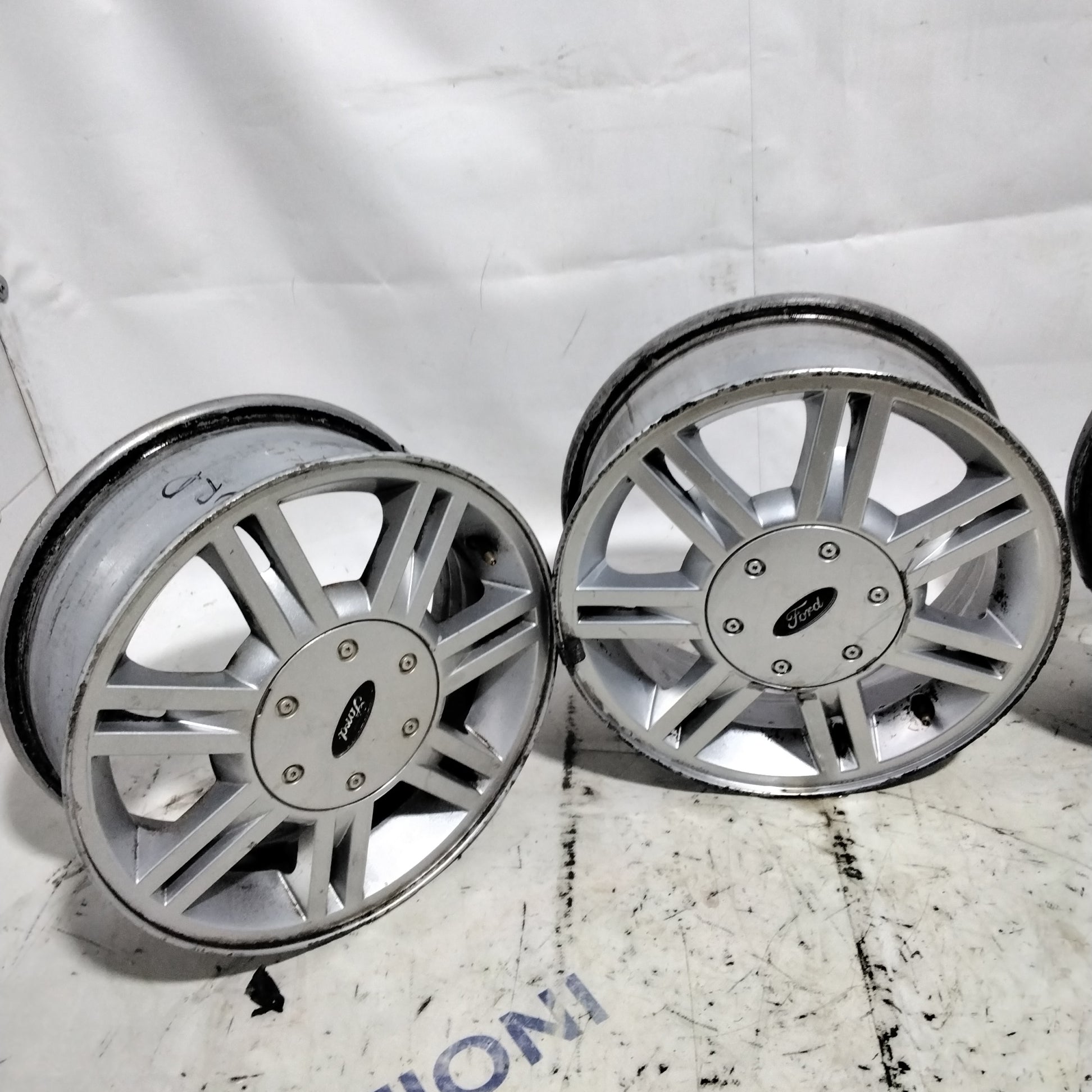 4 cerchi in lega 4 fori FORD Fiesta 14 pollici – Alborcar Srl
