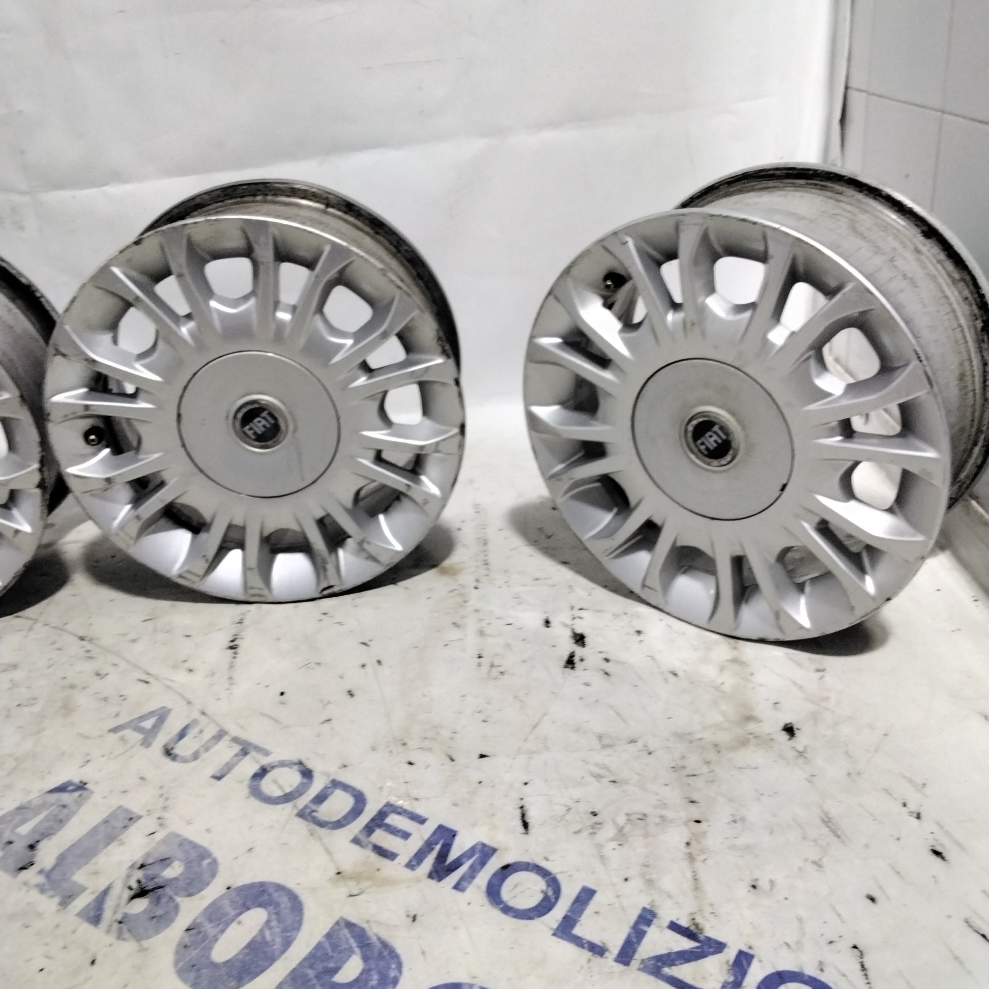 4 cerchi in lega 4 fori FIAT 14 pollici