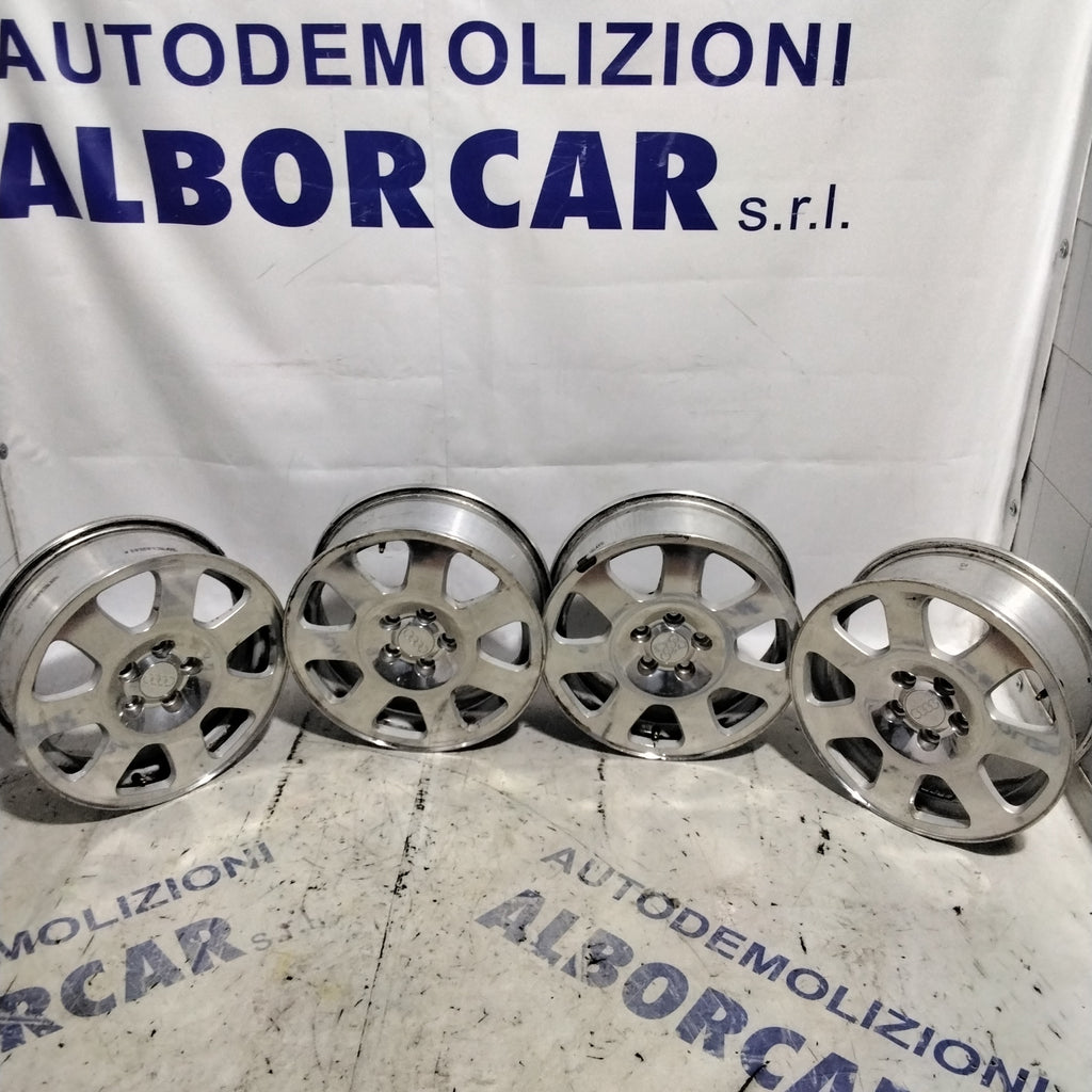 4 cerchi in lega 5 fori AUDI 15 pollici