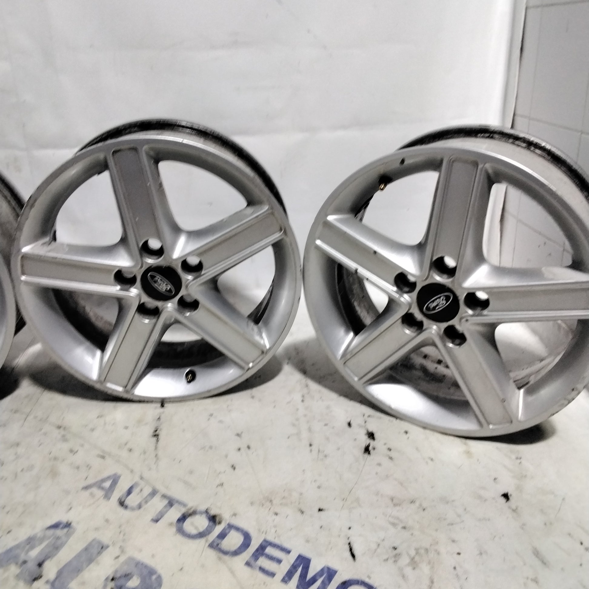 4 cerchi in lega 5 fori  FORD Fiesta 16 pollici