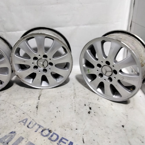 4 MERCEDES 15-inch 5-hole alloy wheels