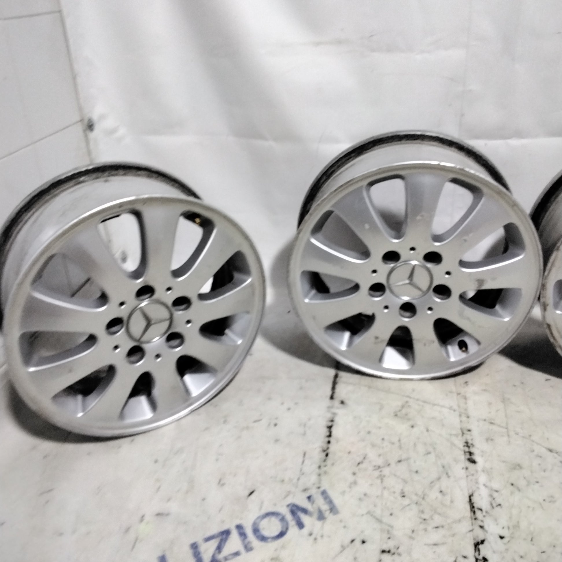 4 cerchi in lega 5 fori MERCEDES 15 pollici