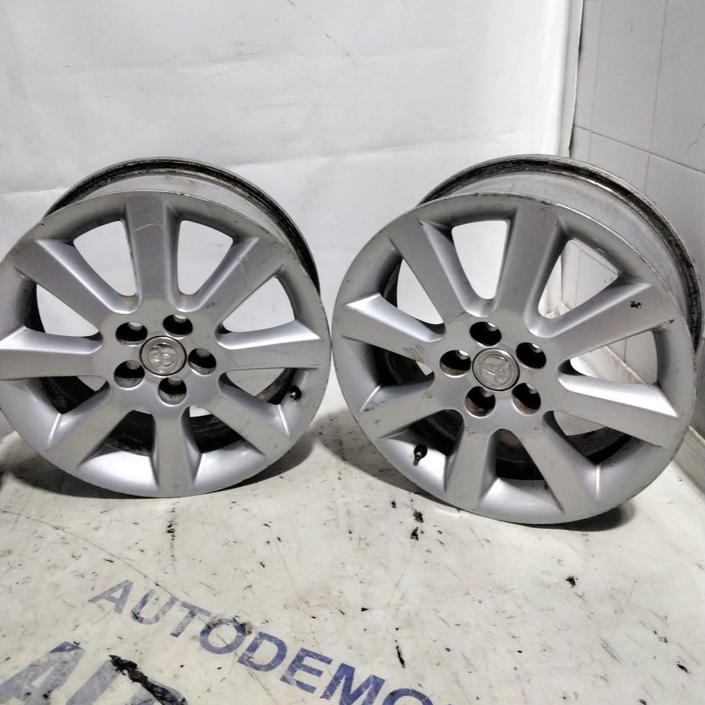 4 cerchi in lega 5 fori TOYOTA 16 pollici