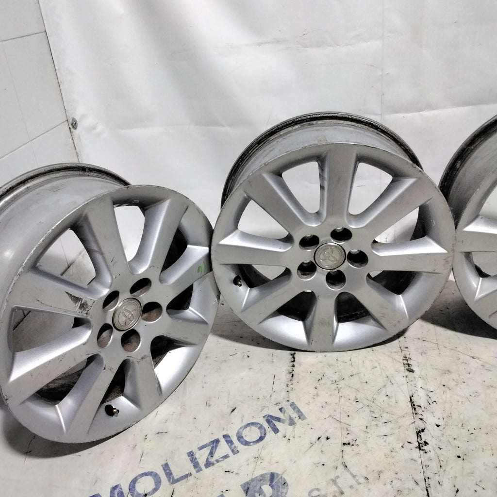 4 cerchi in lega 5 fori TOYOTA 16 pollici