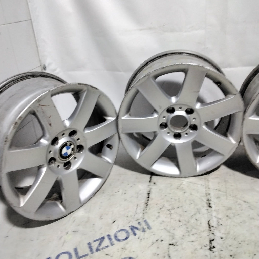 4 cerchi in lega 5 fori BMW 17 pollici