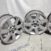 Carica l&#39;immagine nel visualizzatore di Gallery, 4 cerchi in lega 5 fori BMW 17 pollici
