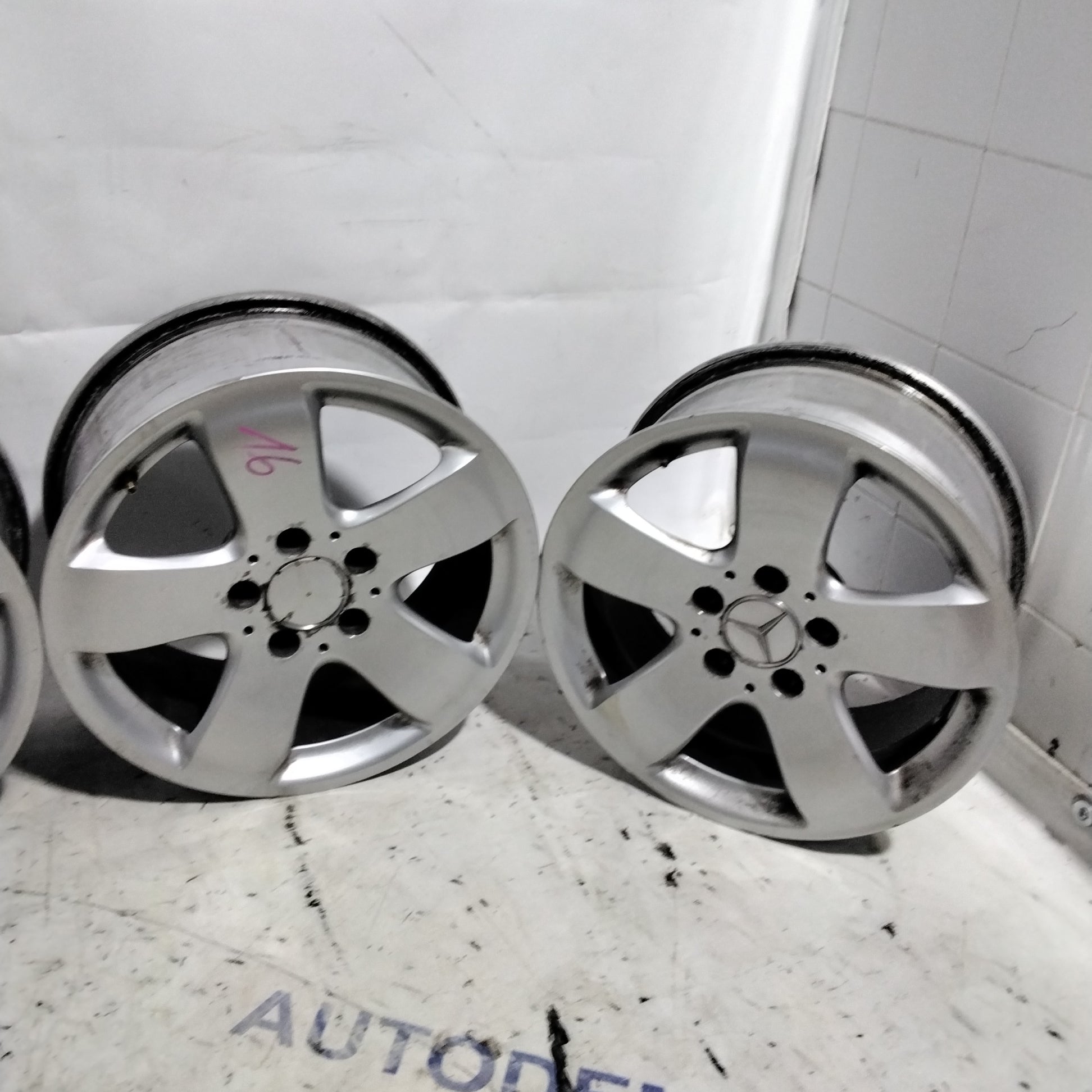 4 cerchi in lega 5 fori MERCEDES 16 pollici