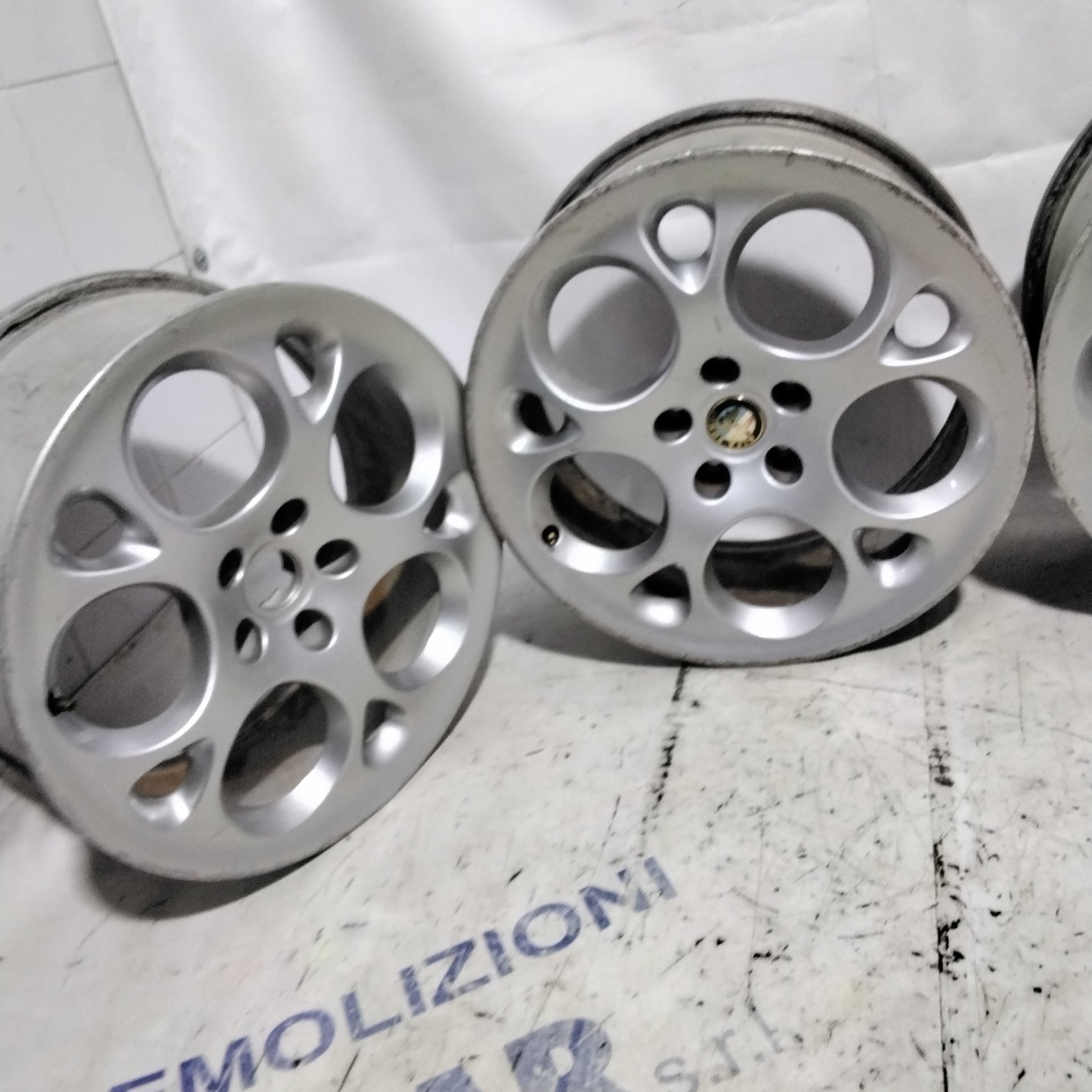 4 cerchi in lega 5 fori ALFA ROMEO 17 pollici