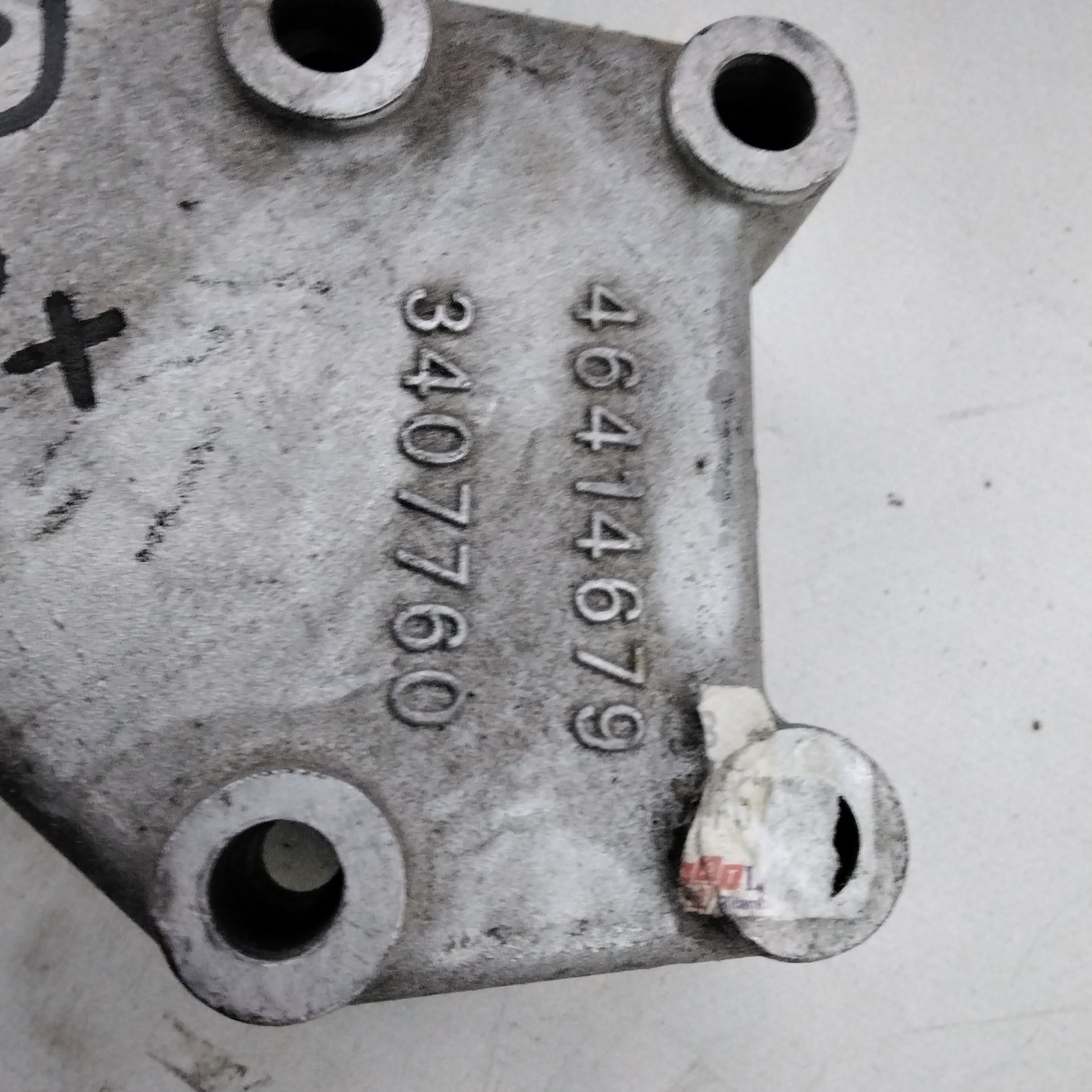 Supporto motore destro originale FIAT Punto (50/60/75/90)  anno 1993/1999 codice:46414679