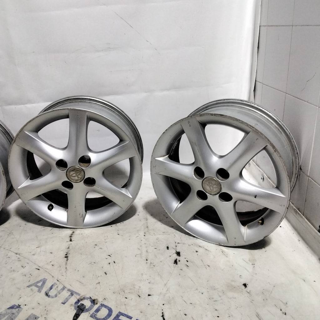 4 cerchi in lega 4 fori TOYOTA 15 pollici