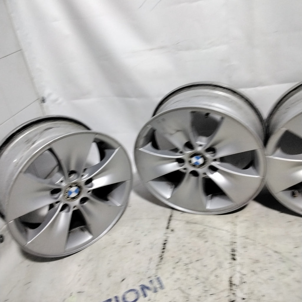 4 cerchi in lega 5 fori BMW 16 pollici