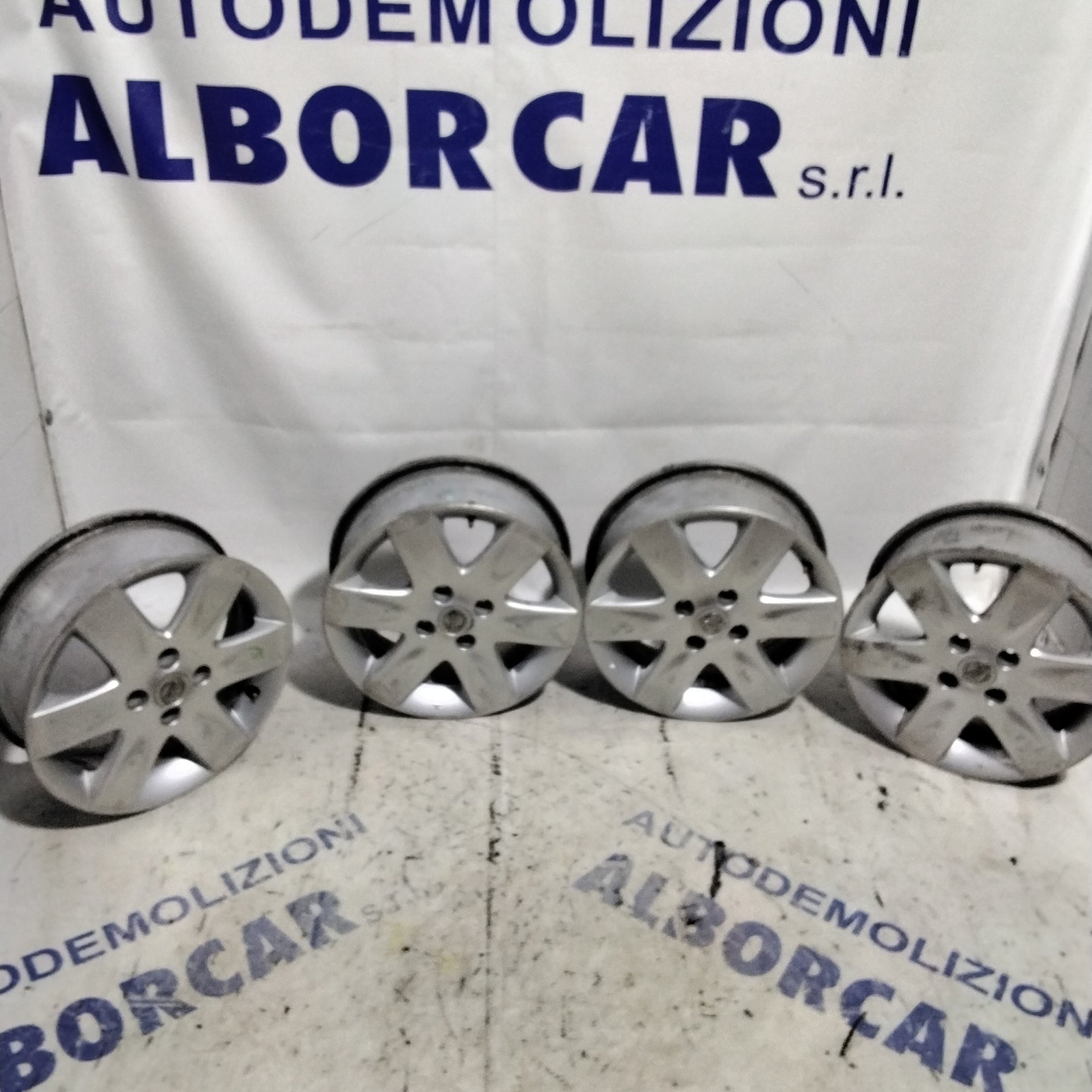 4 cerchi in lega 4 fori NISSAN 15 pollici