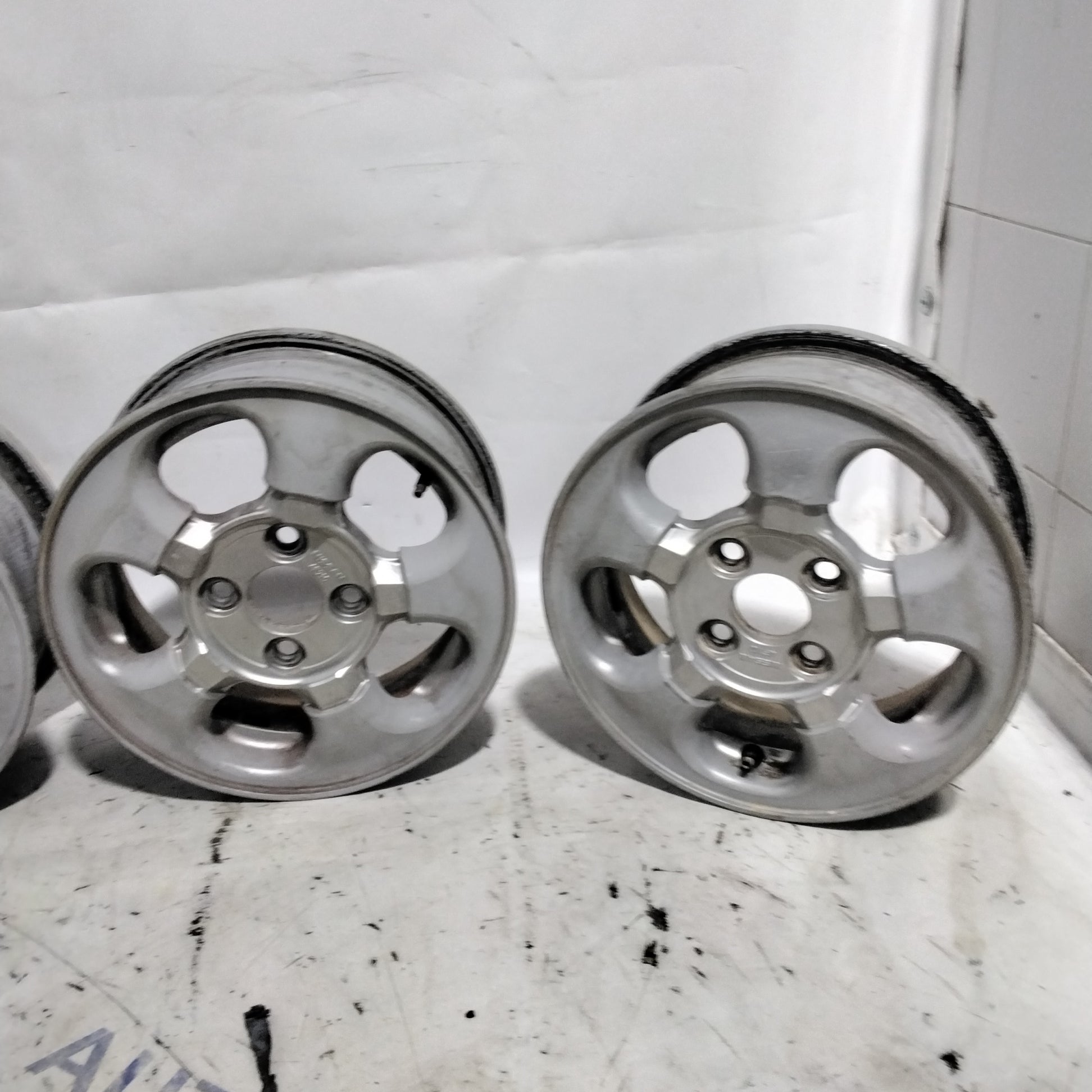 4 cerchi in lega 4 fori NISSAN 13 pollici