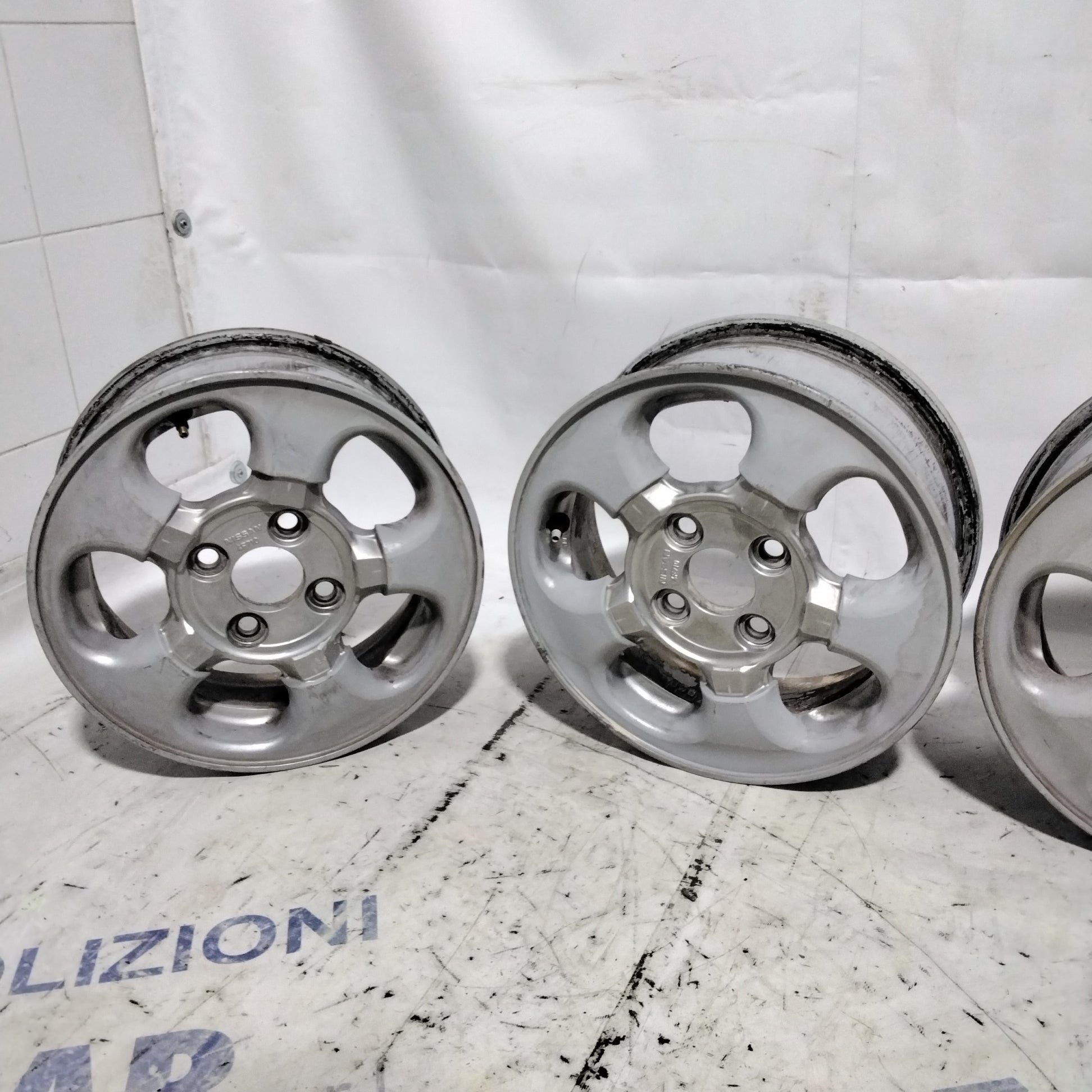 4 cerchi in lega 4 fori NISSAN 13 pollici