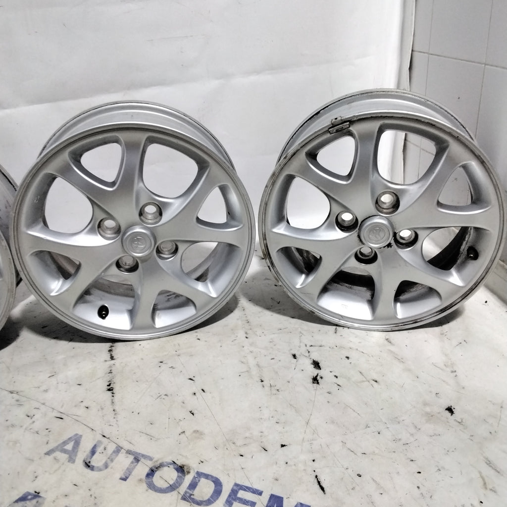 4 cerchi in lega 4 fori TOYOTA 13 pollici