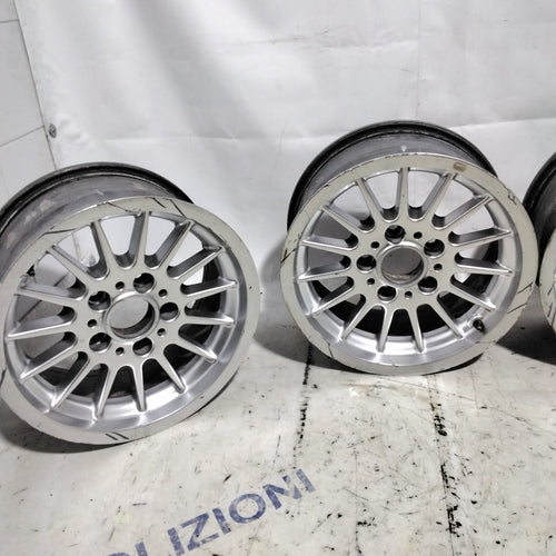4 BMW 5-hole 15-inch alloy wheels