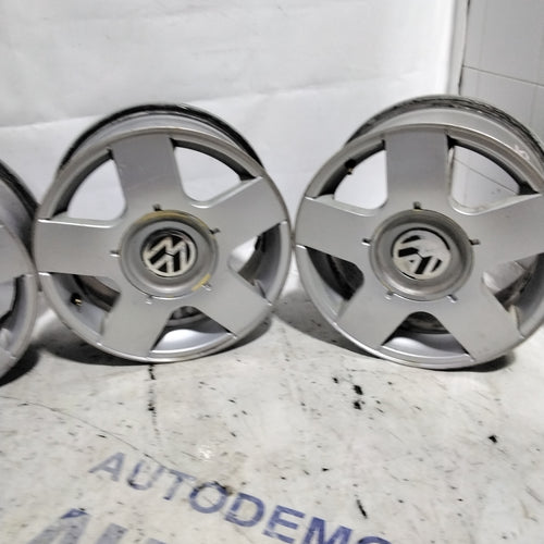 4 alloy wheels 5 holes VOLKSWAGEN 15 inches