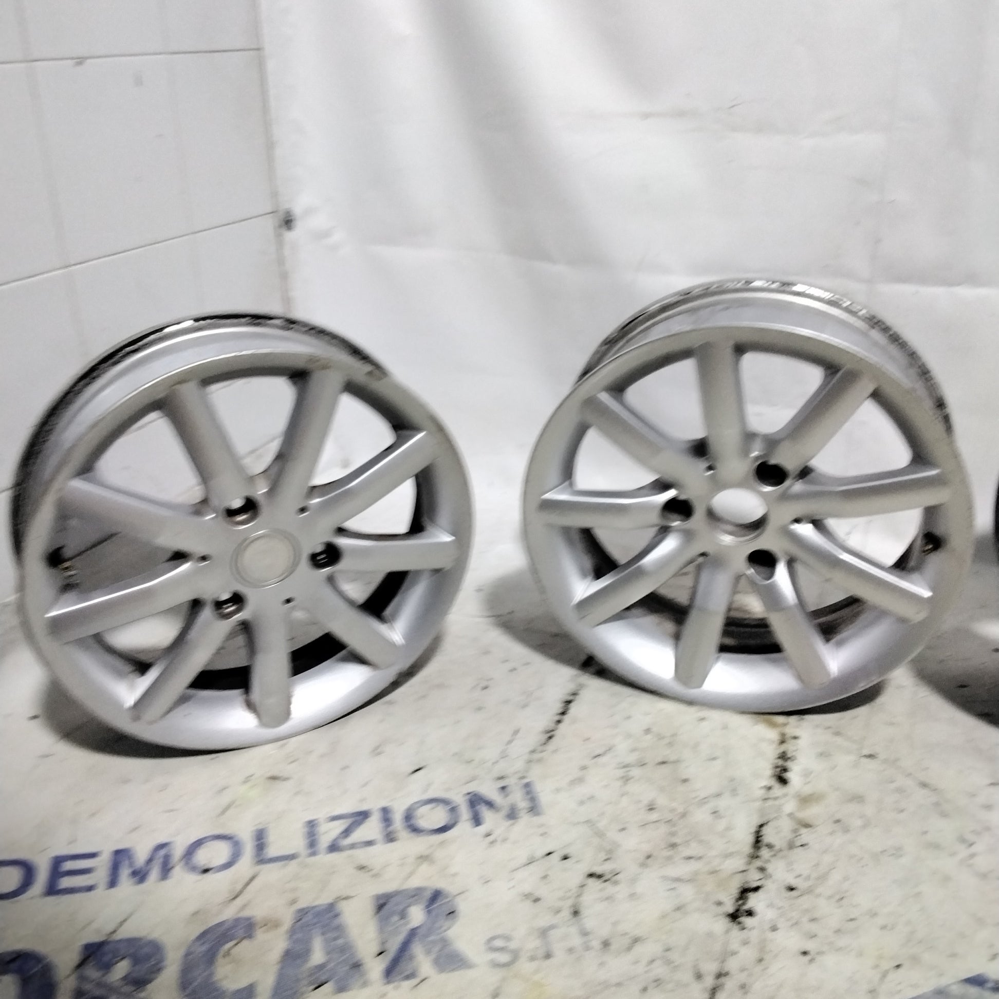 4 cerchi in lega 3 fori  smart 15 pollici